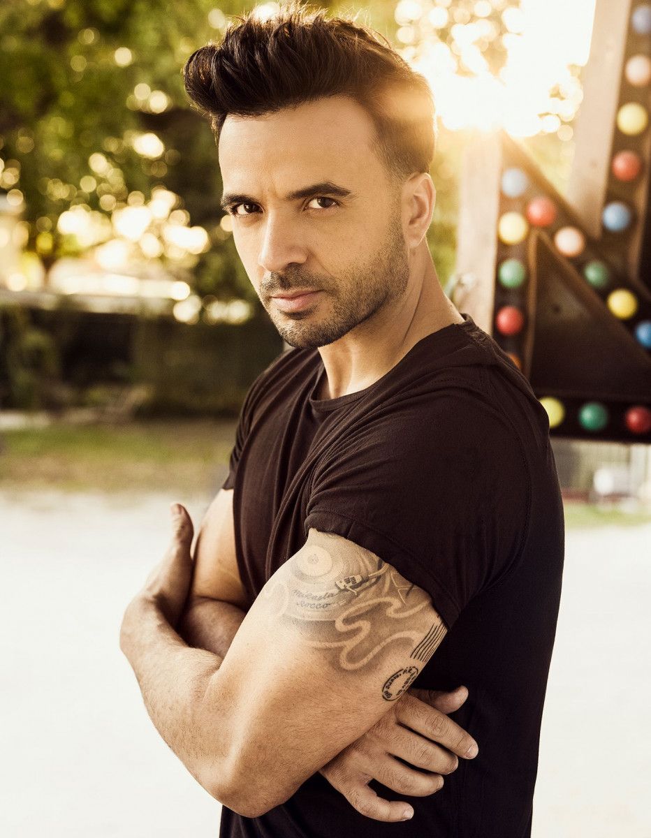 Luis Fonsi Wallpapers