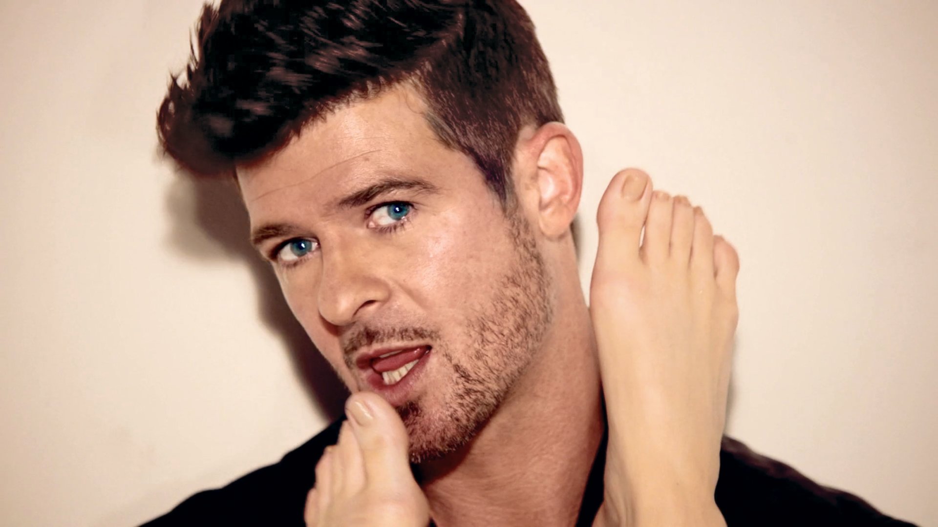 Robin Thicke Wallpapers