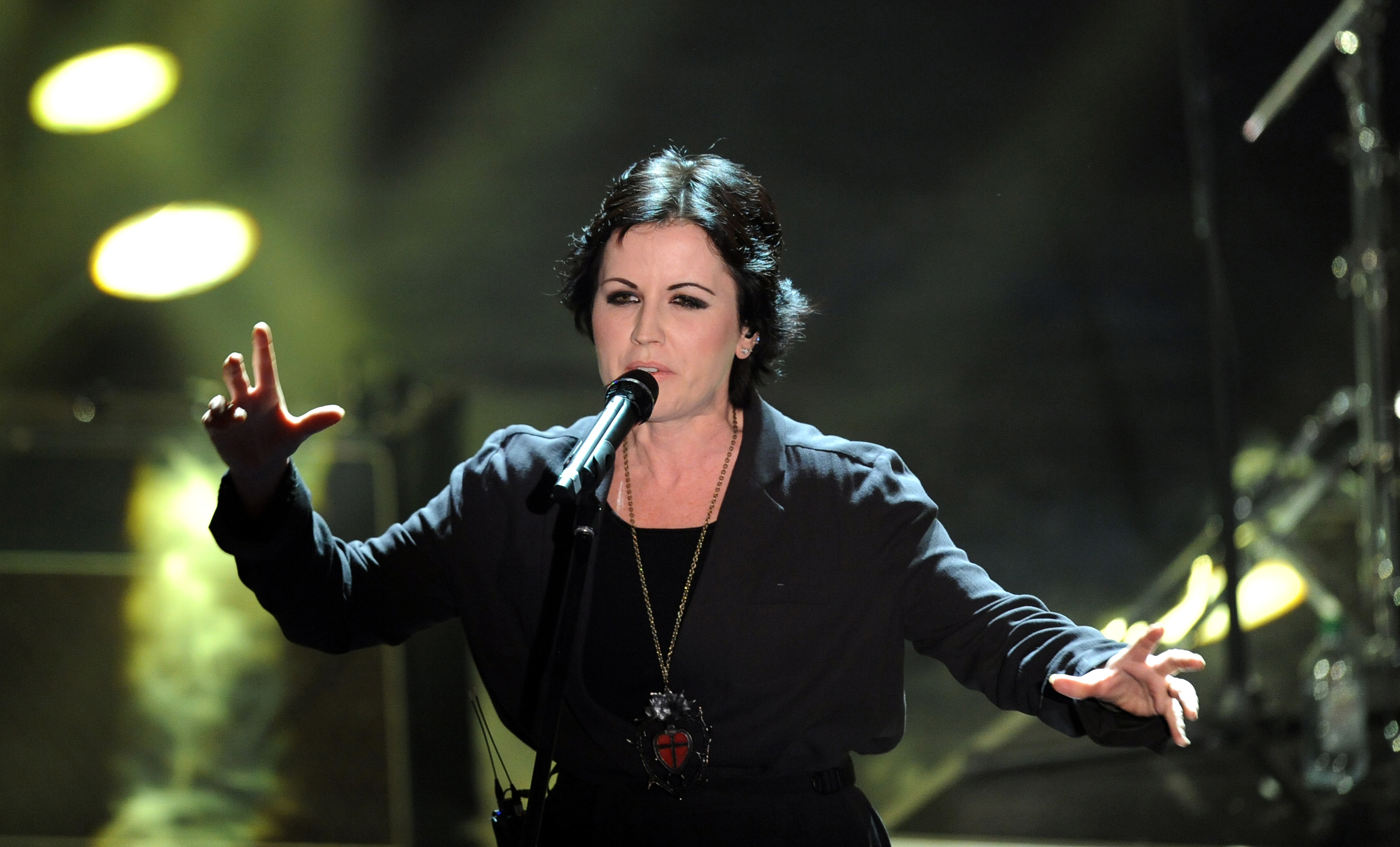 Dolores O' Riordan Wallpapers