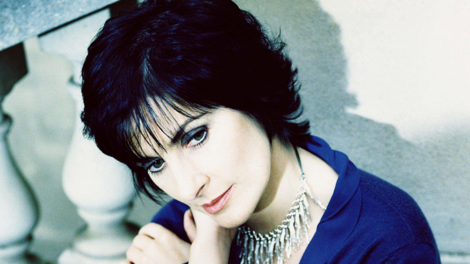 Enya Wallpapers