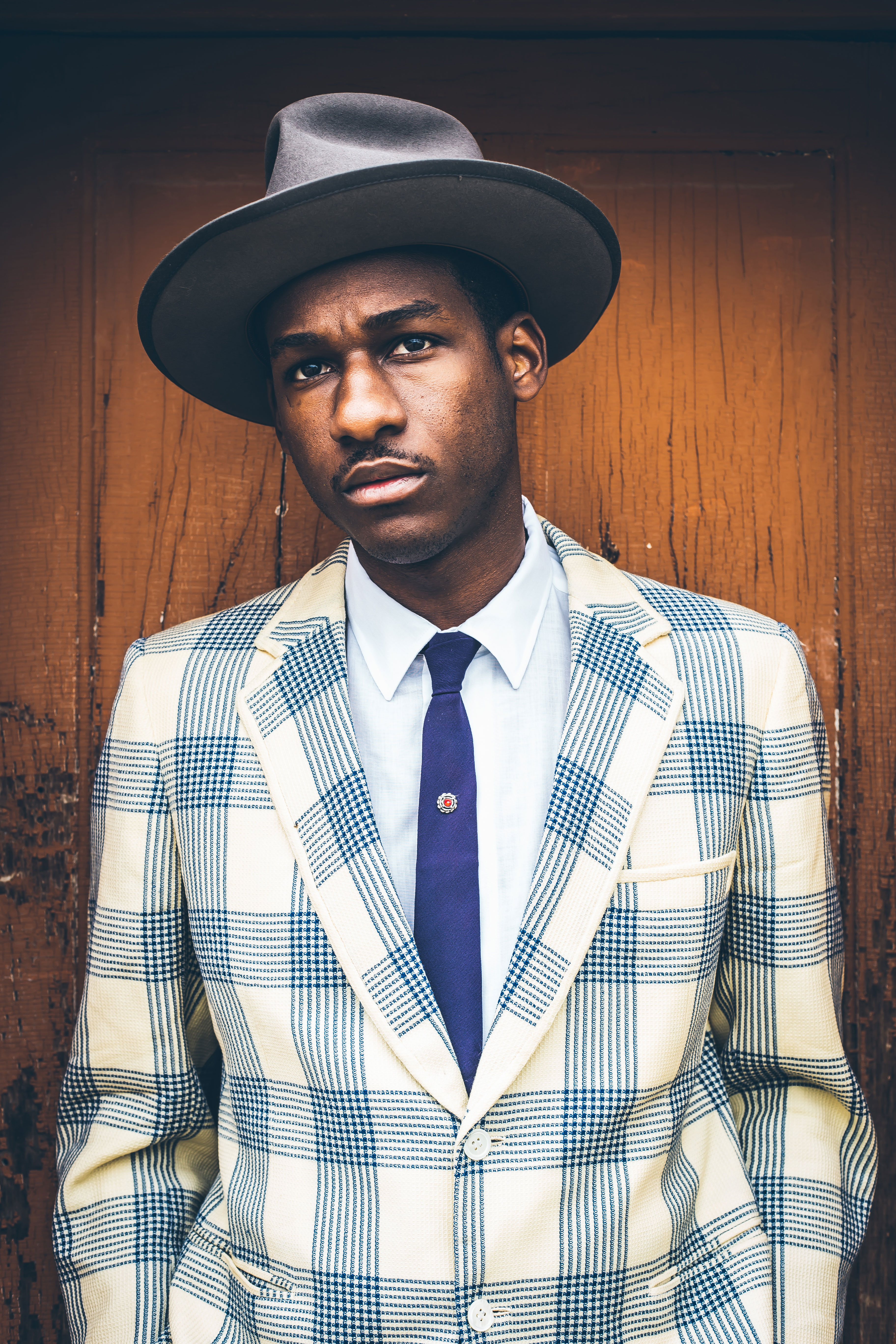 Leon Bridges Wallpapers