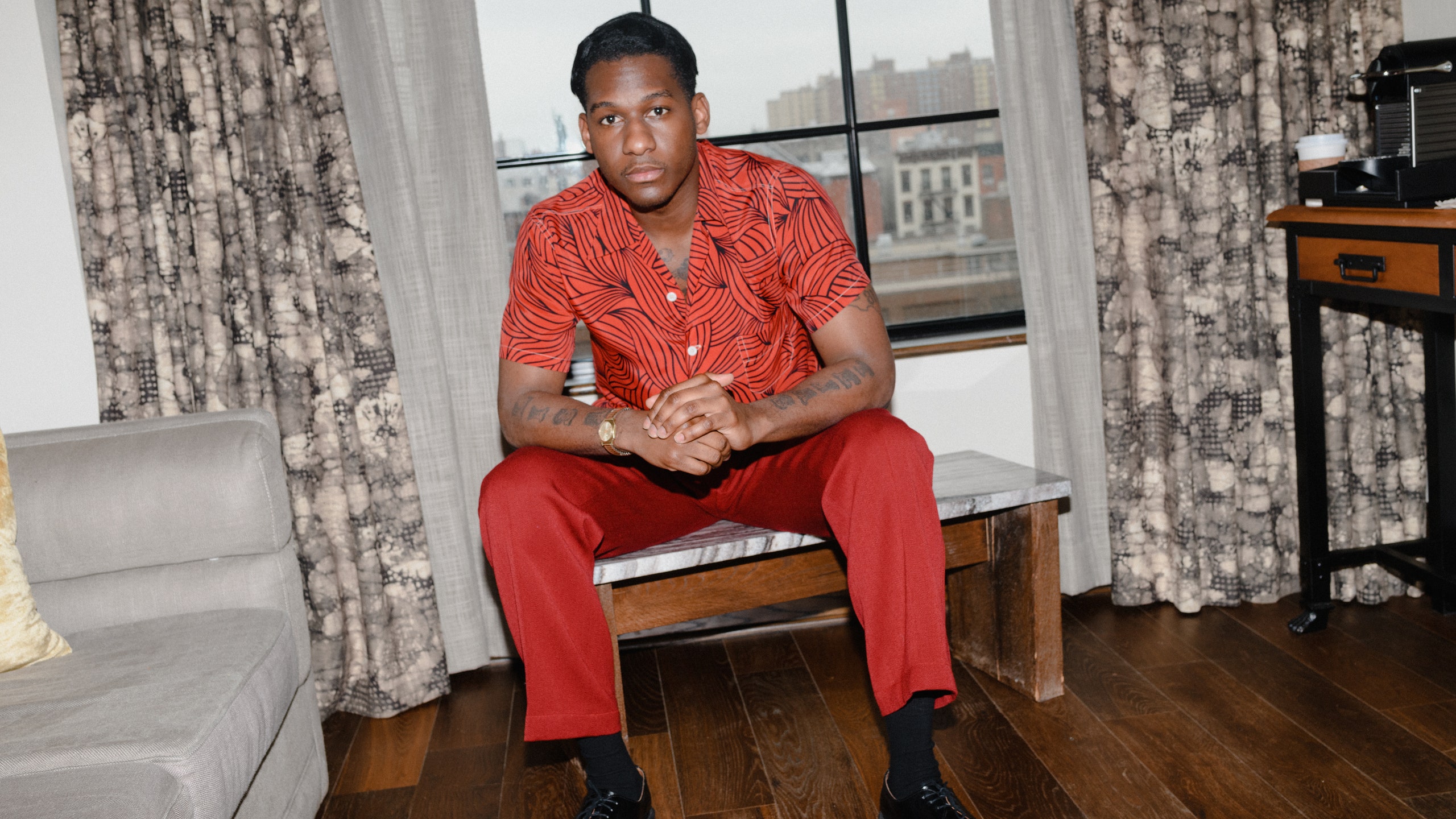 Leon Bridges Wallpapers