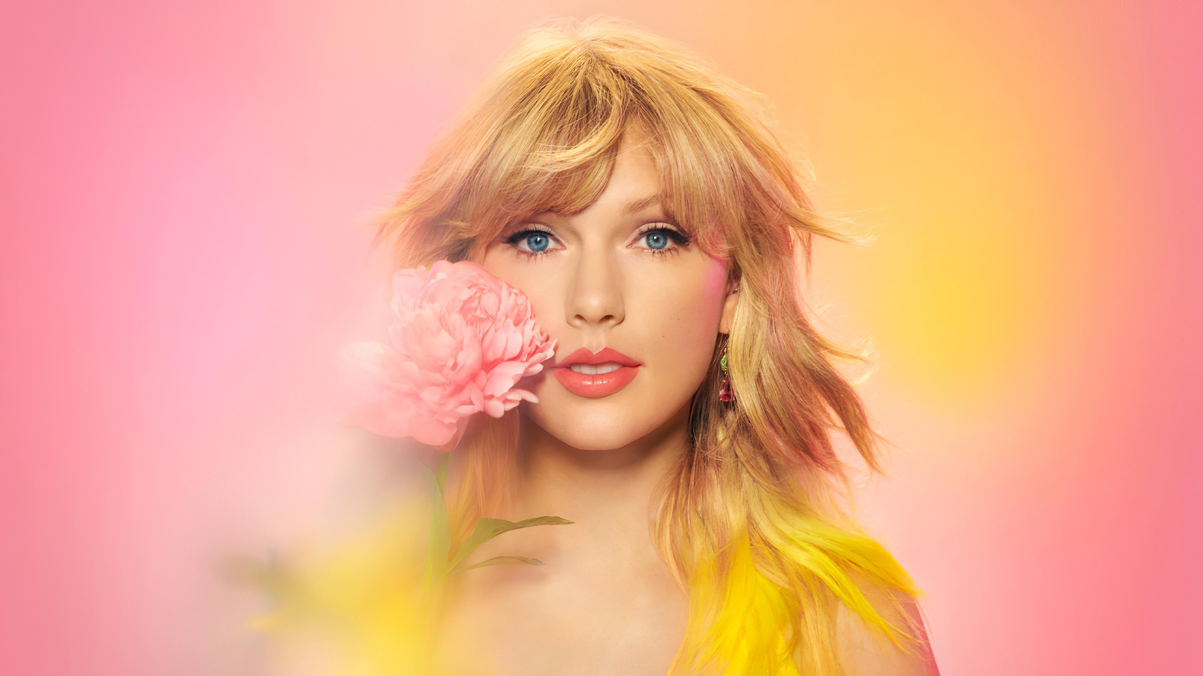 Taylor Swift Wallpapers