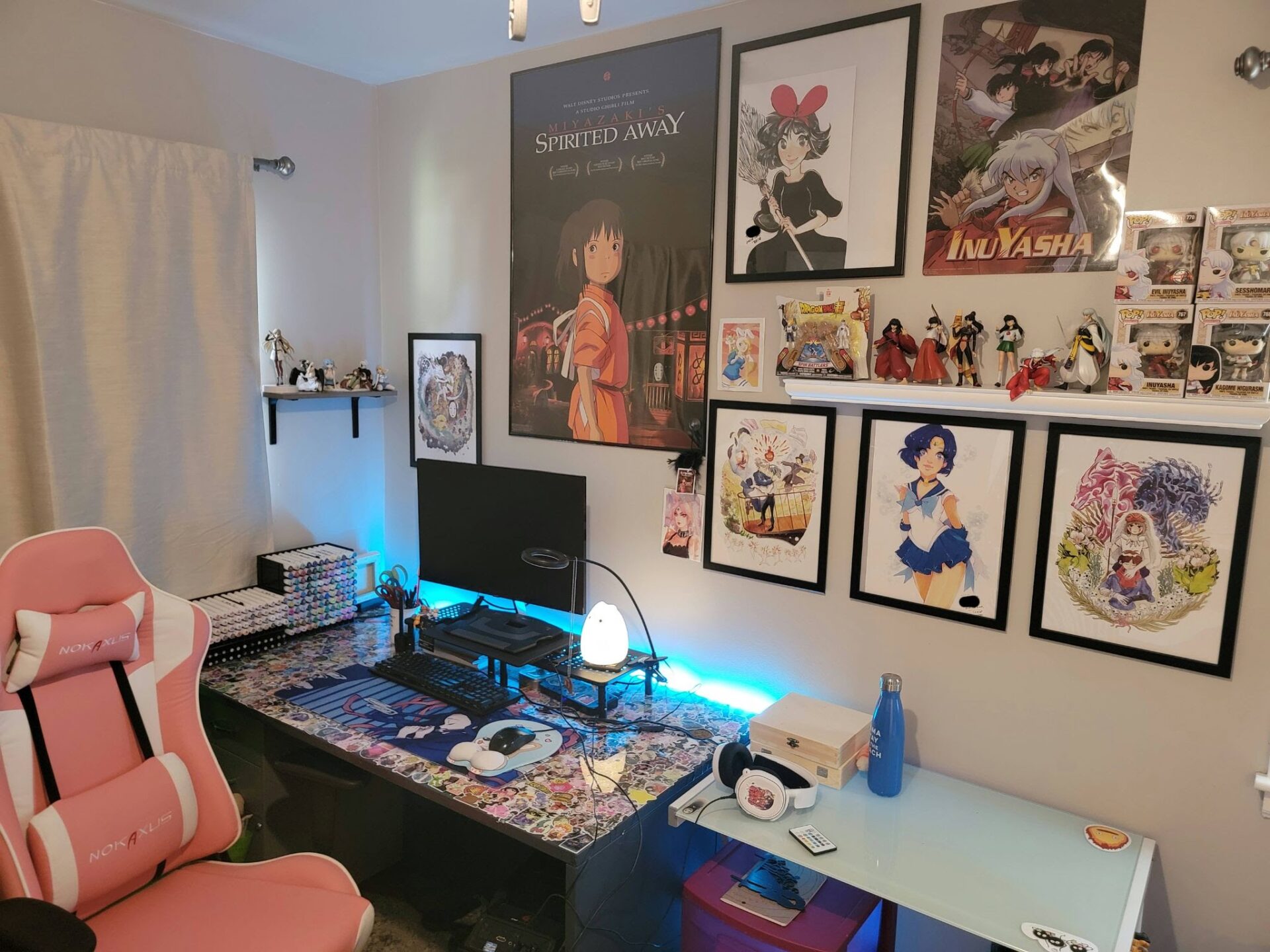 Anime Gamer Room Wallpapers