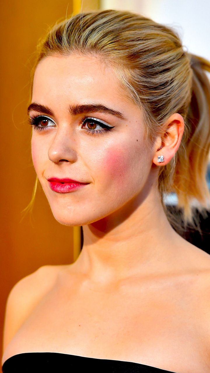 2020 Kiernan Shipka Wallpapers