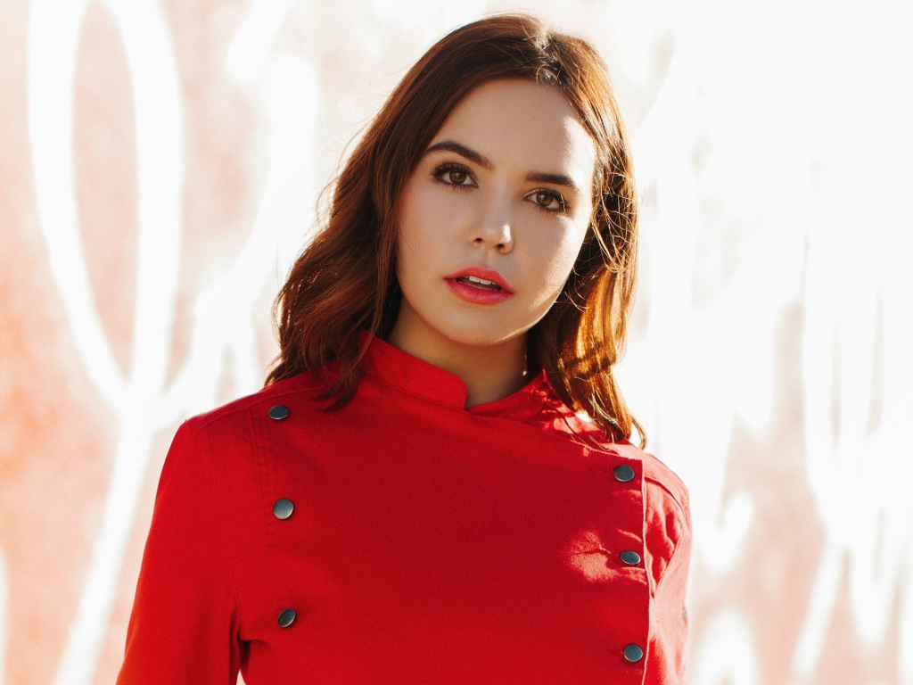 4K Bailee Madison Wallpapers