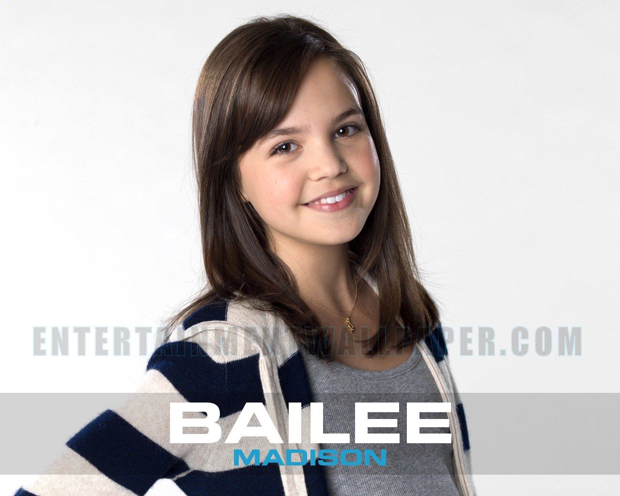 4K Bailee Madison Wallpapers