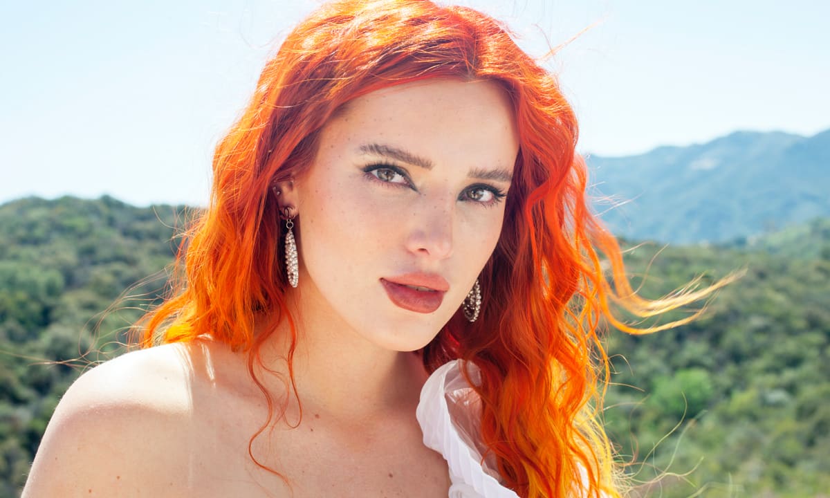 Actress  Bella Thorne New 2020 Wallpapers