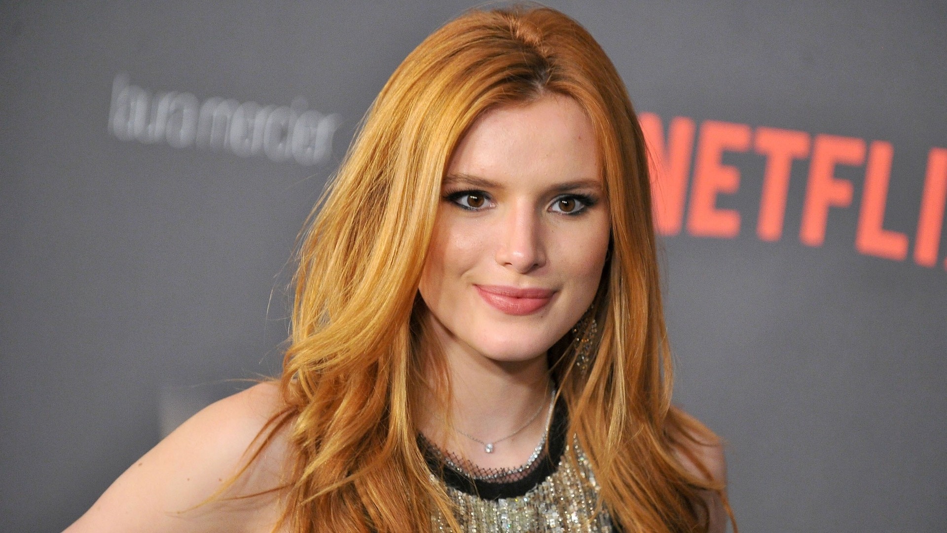 Actress  Bella Thorne New 2020 Wallpapers