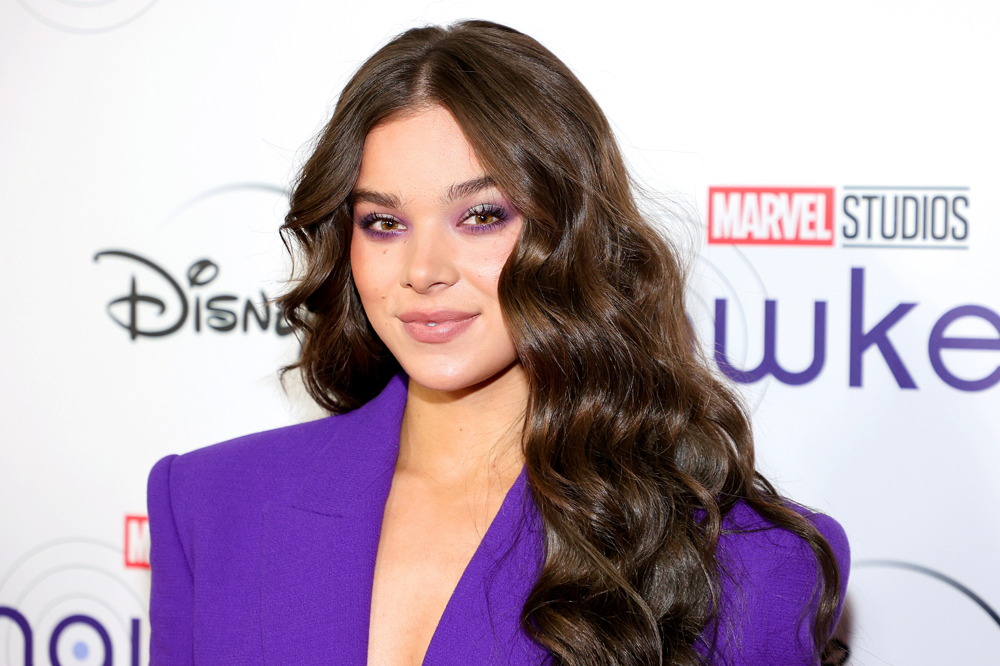 Actress Hailee Steinfeld 2021 Wallpapers