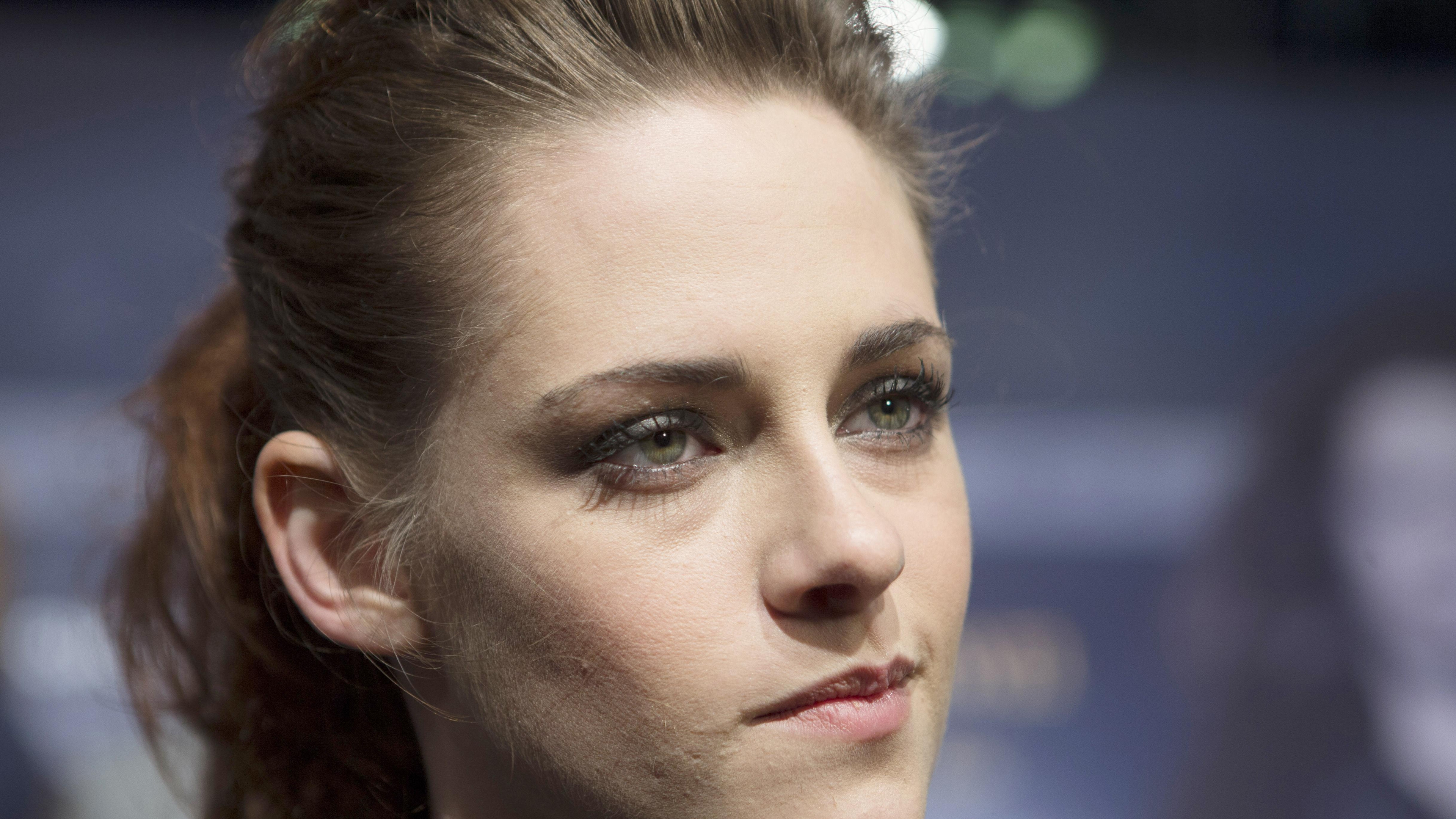 Actress Kristen Stewart 2020 Wallpapers