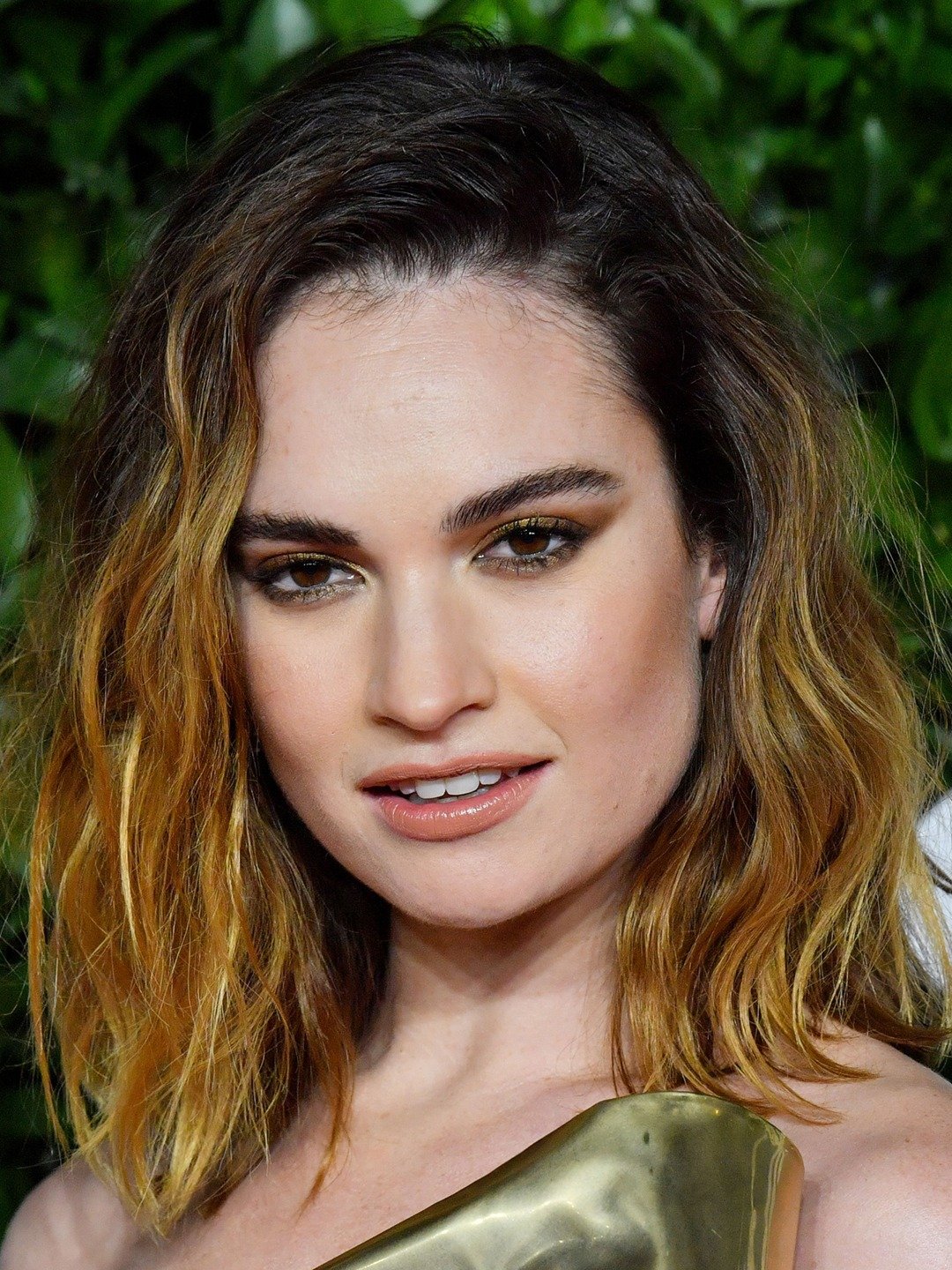 Actress Lily James 2020 Wallpapers