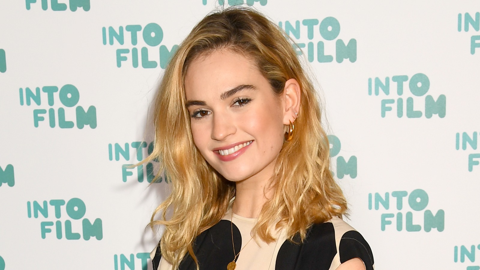 Actress Lily James 2020 Wallpapers