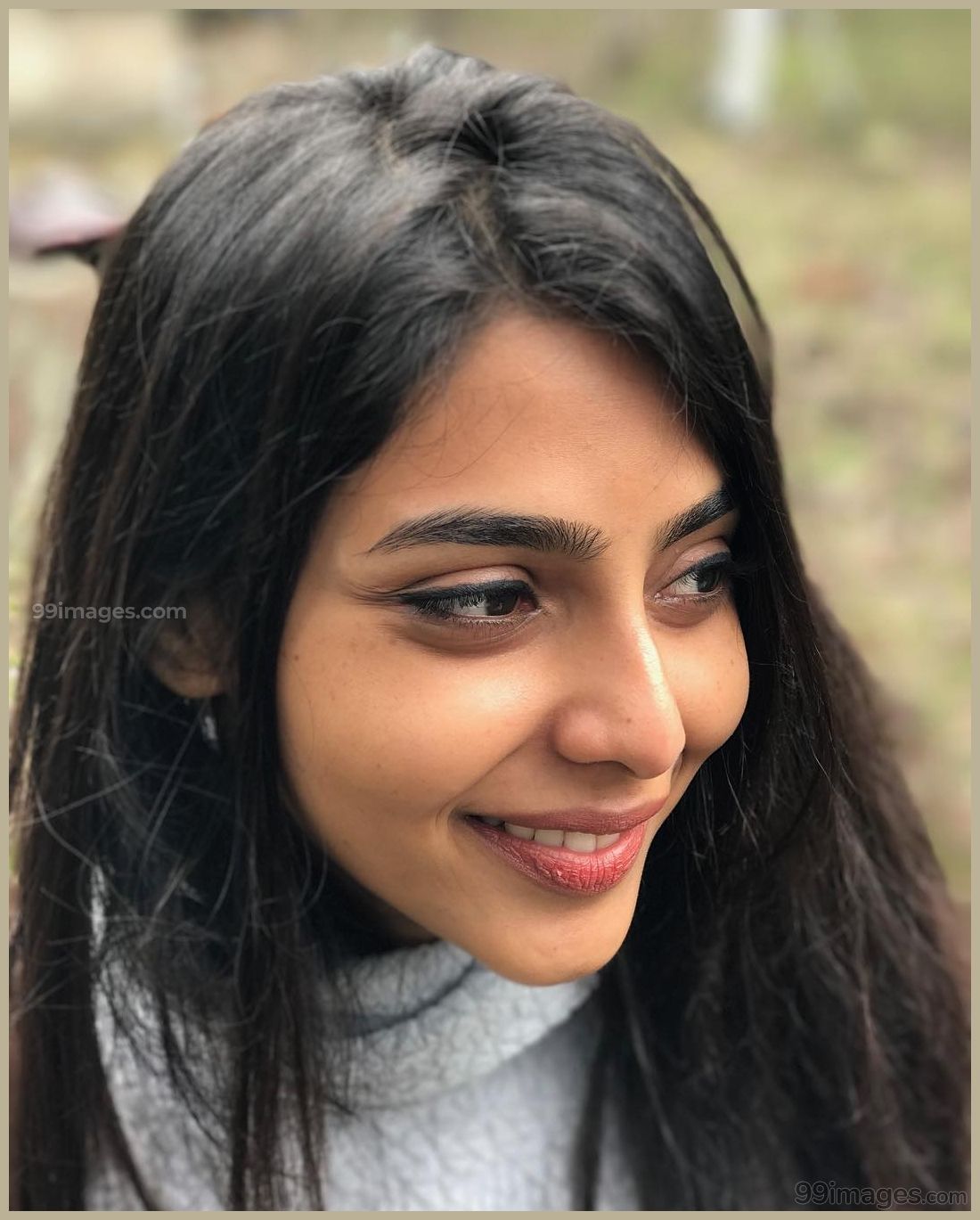 Aishwarya Lekshmi Wallpapers