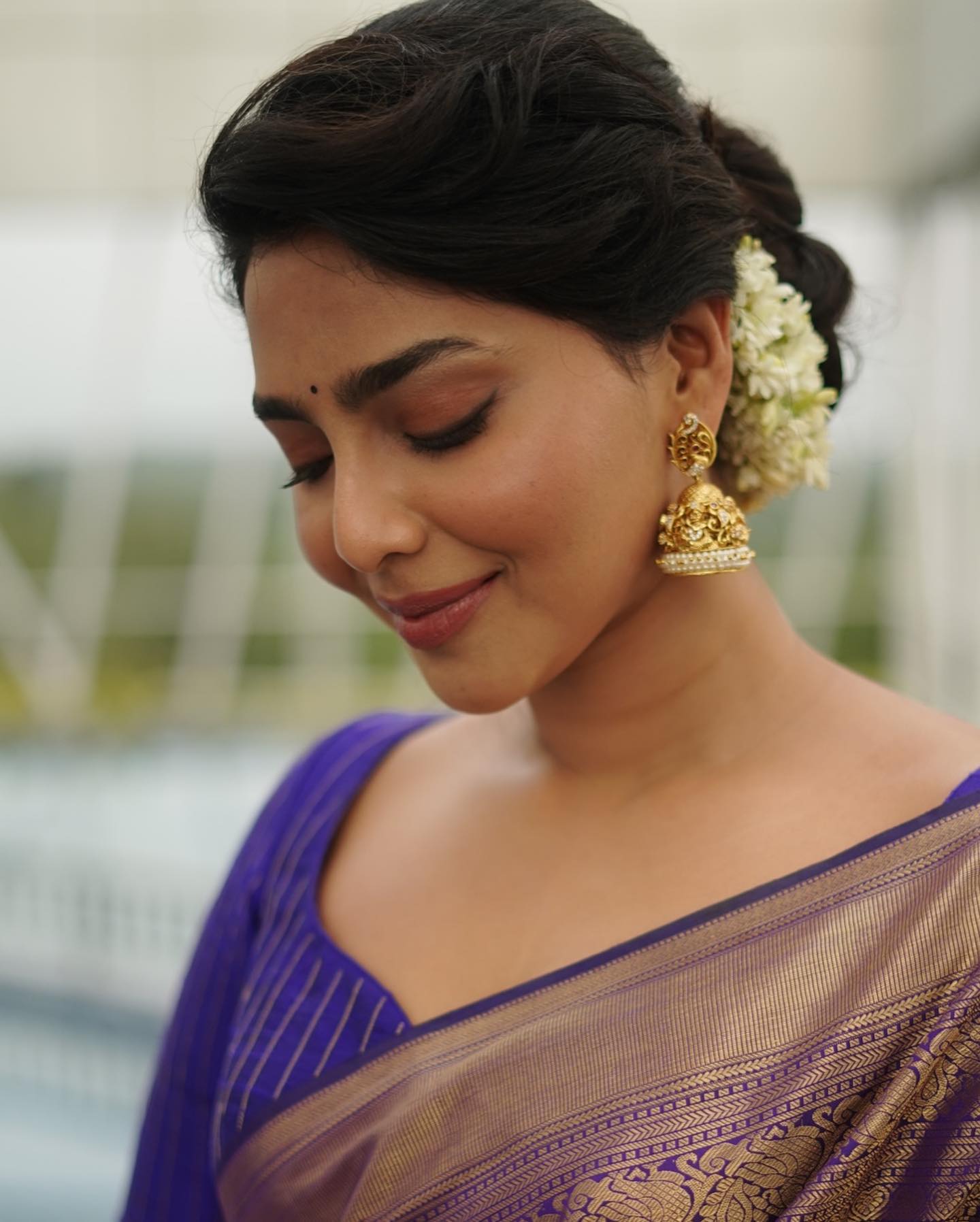 Aishwarya Lekshmi Wallpapers