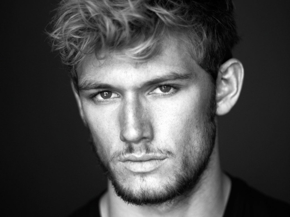 Alex Pettyfer Wallpapers