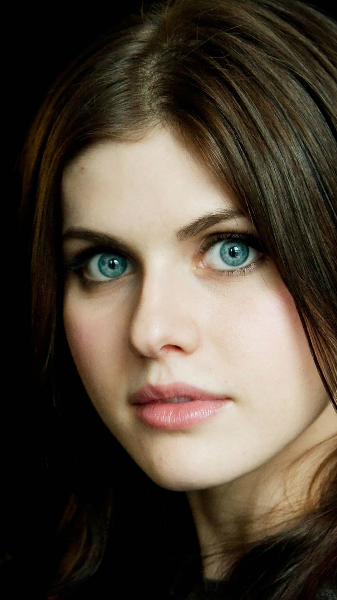 Alexandra Daddario Wallpapers