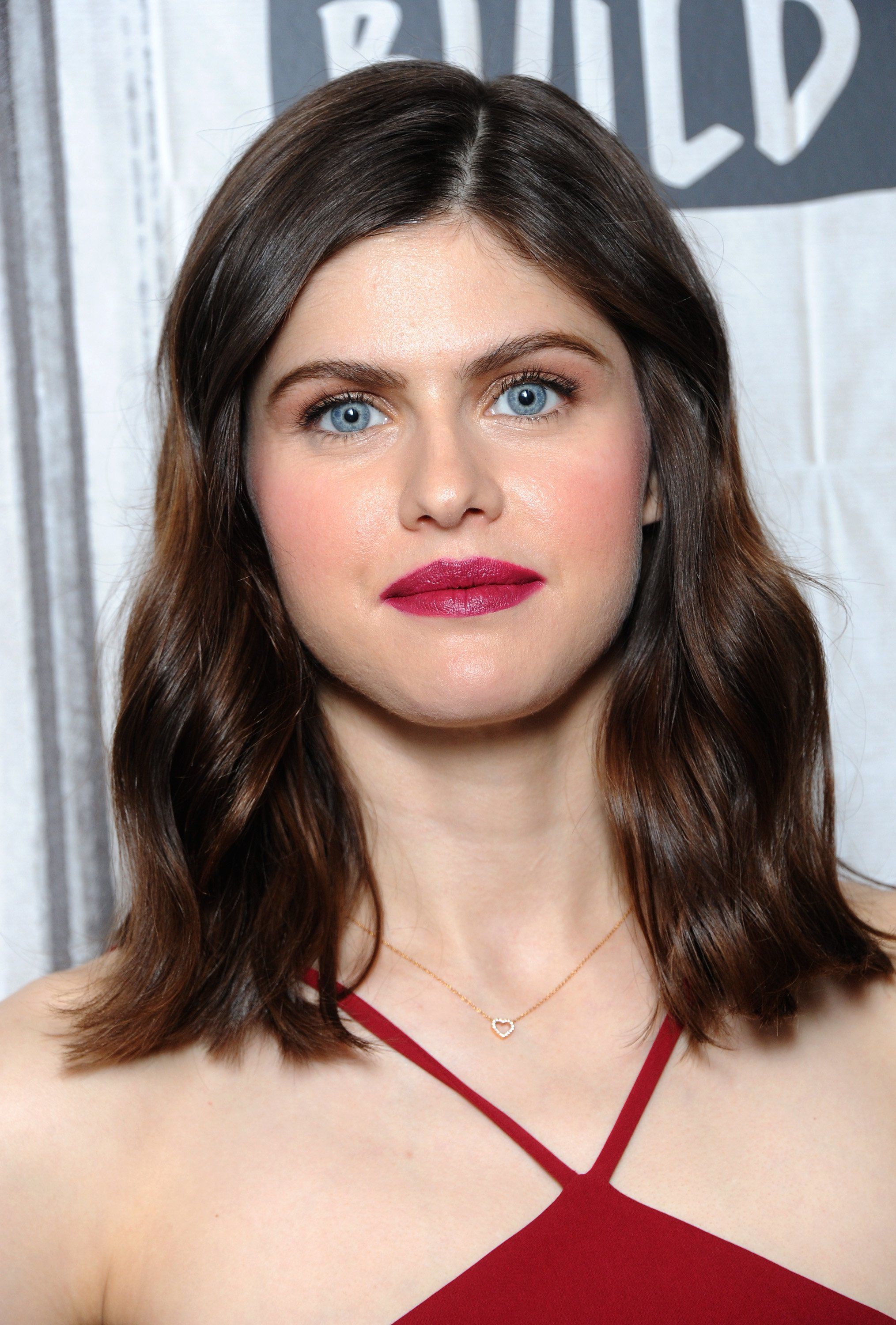 Alexandra Daddario AOL 2018 Portrait Wallpapers