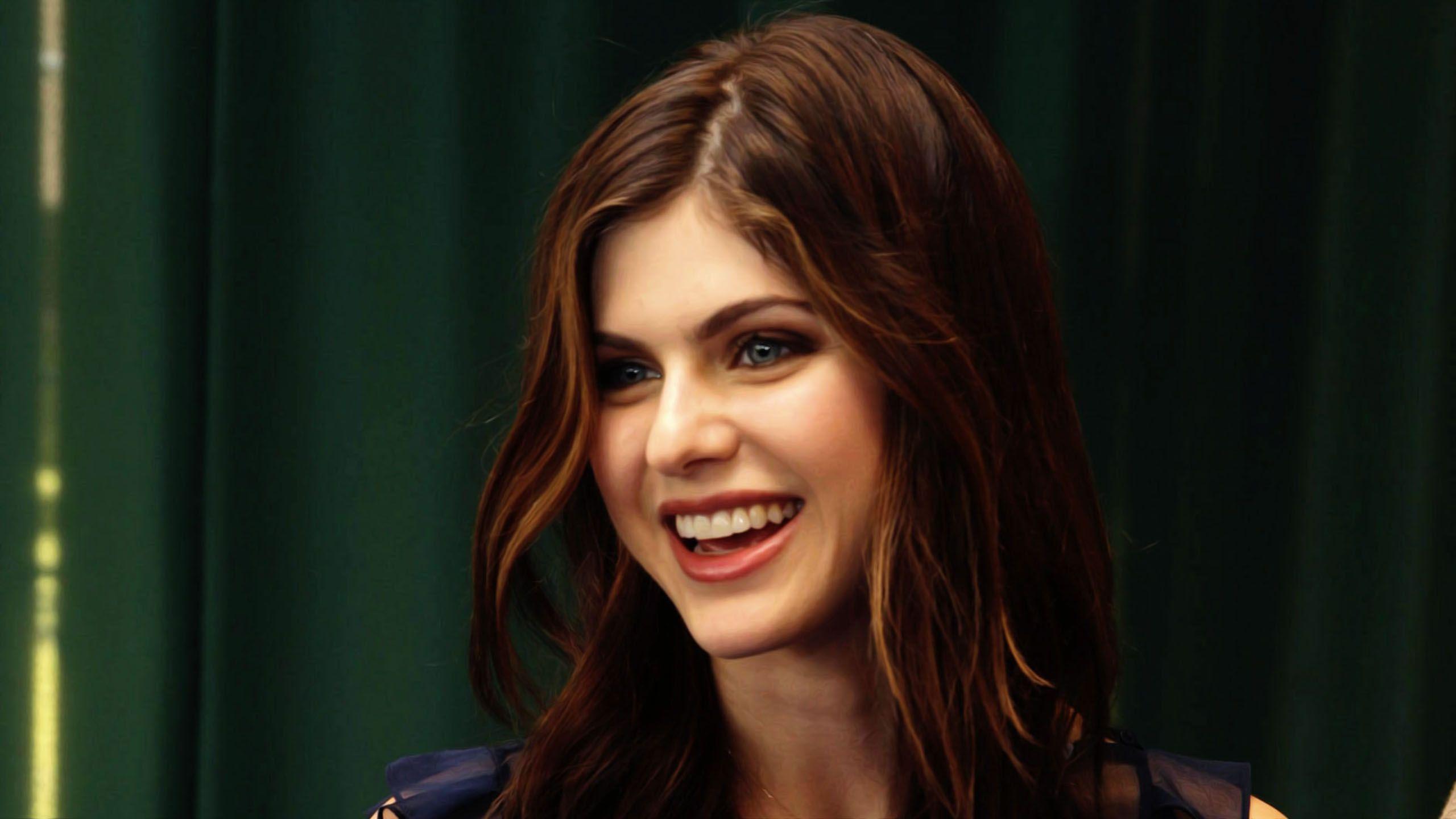 Alexandra Daddario AOL 2018 Portrait Wallpapers