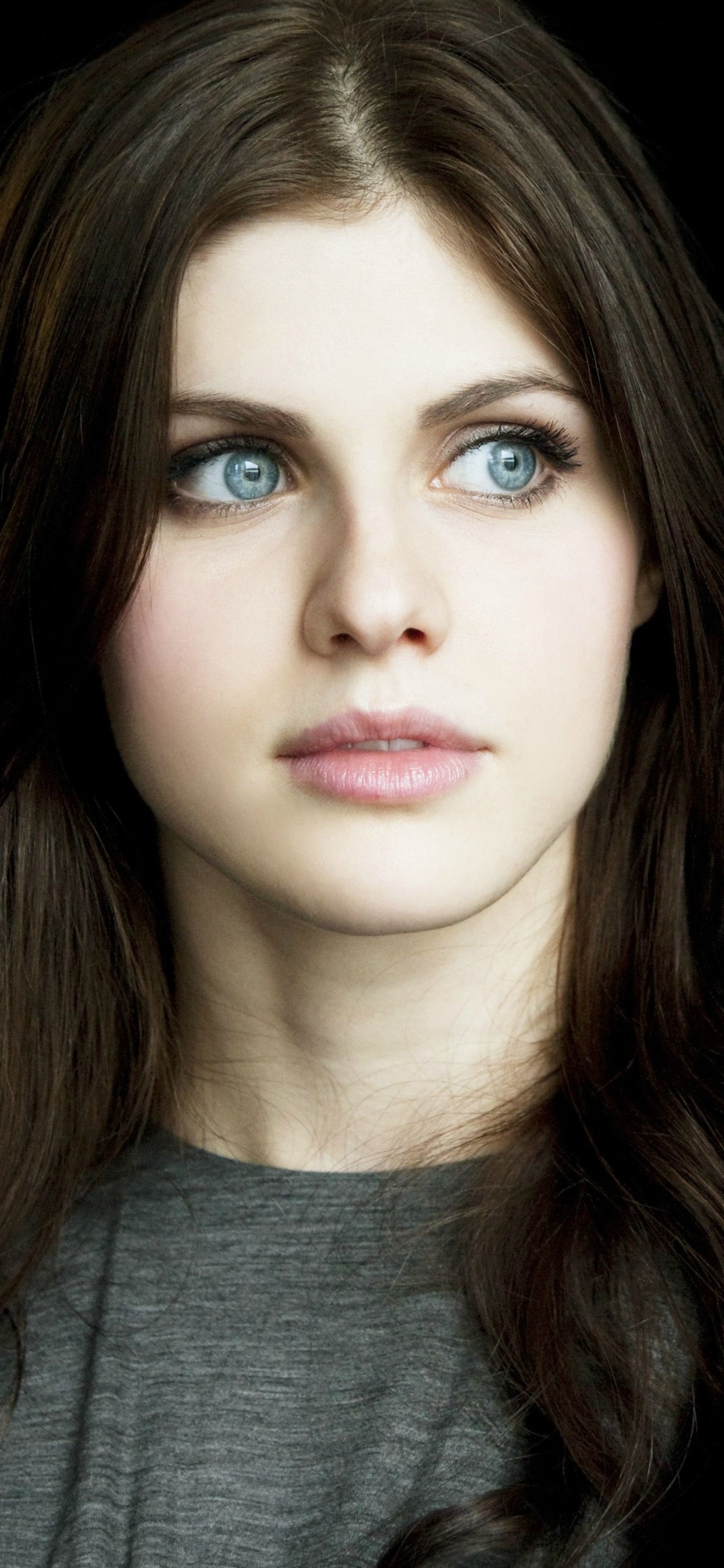 Alexandra Daddario Beautiful Eyes Wallpapers