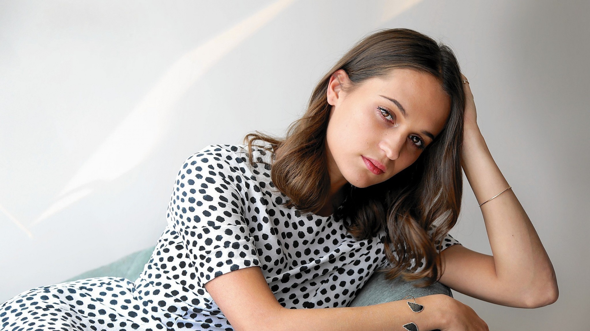 Alicia Vikander For US Marie Claire 2018 Wallpapers