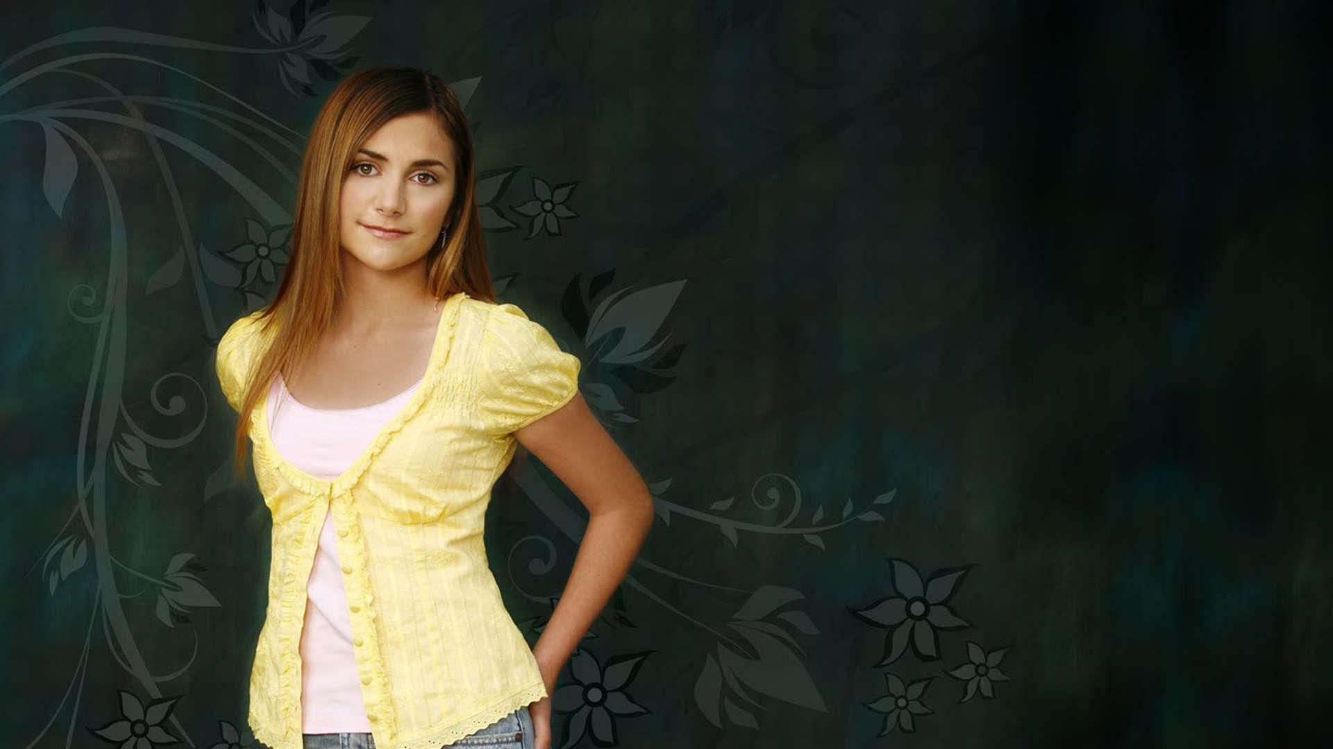 Alyson Stoner 2019 Wallpapers