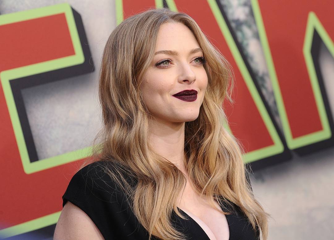 Amanda Seyfried Actress 2021 Wallpapers