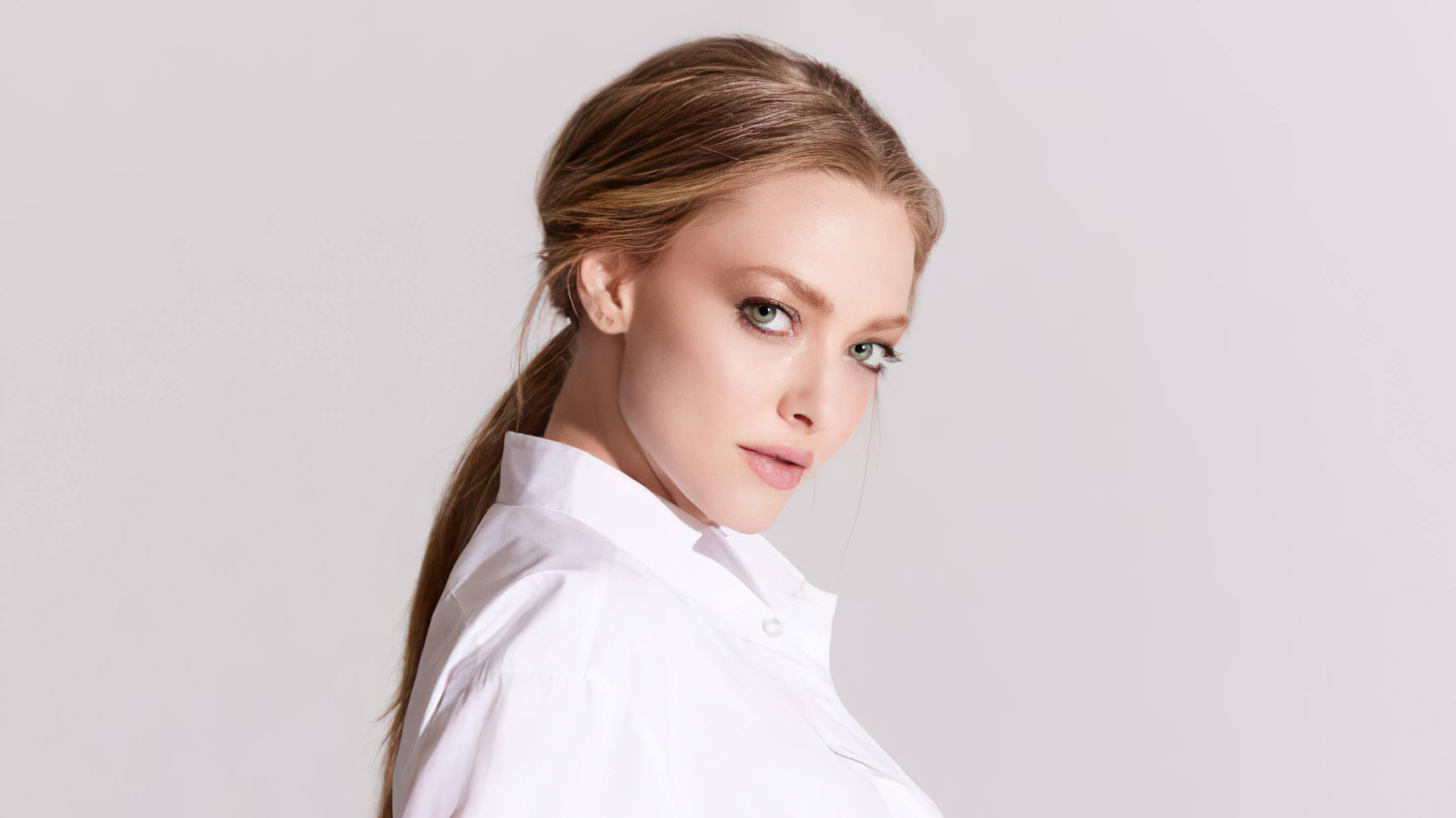 Amanda Seyfried New 2020 Wallpapers