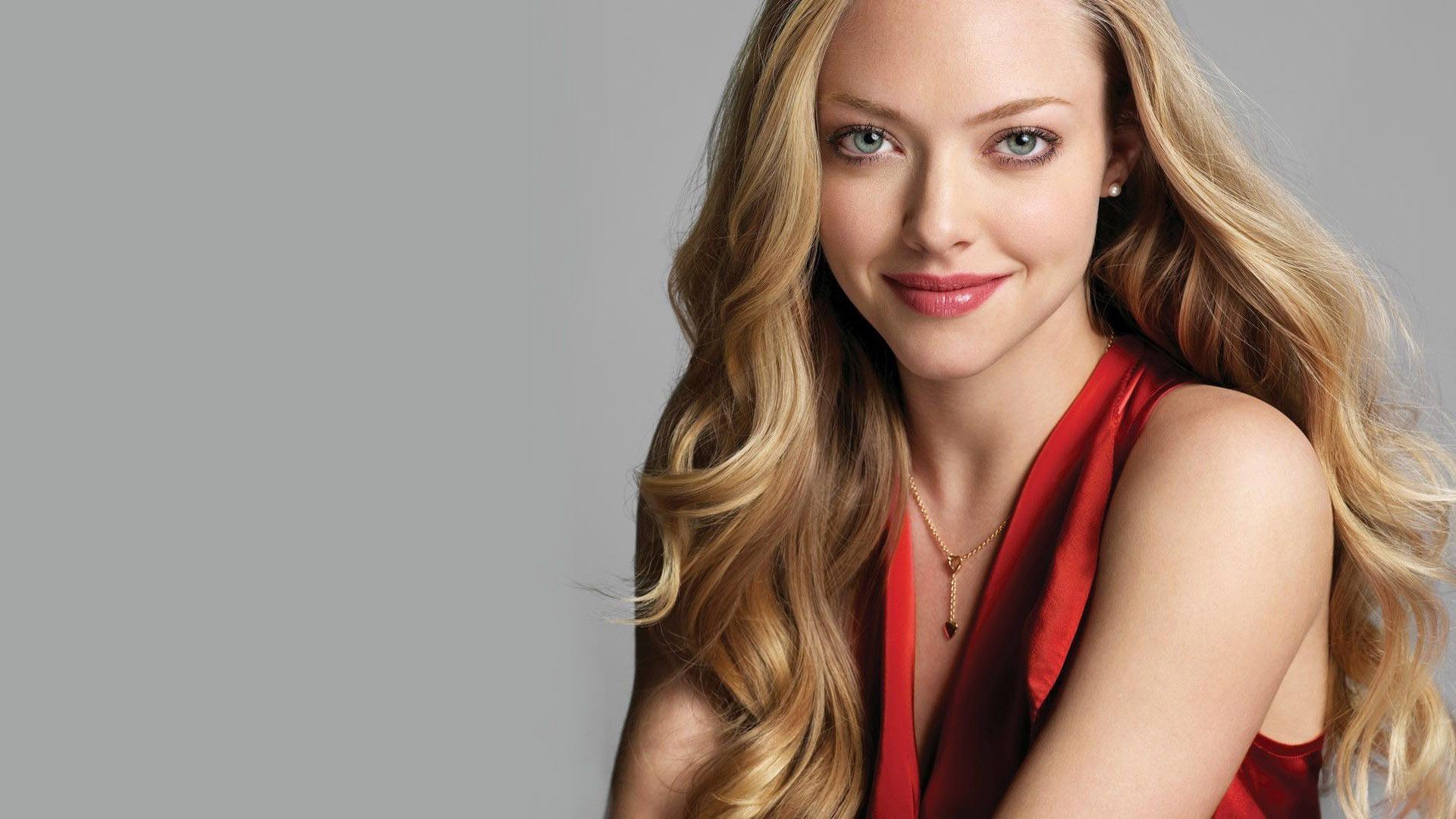 Amanda Seyfried New 2020 Wallpapers