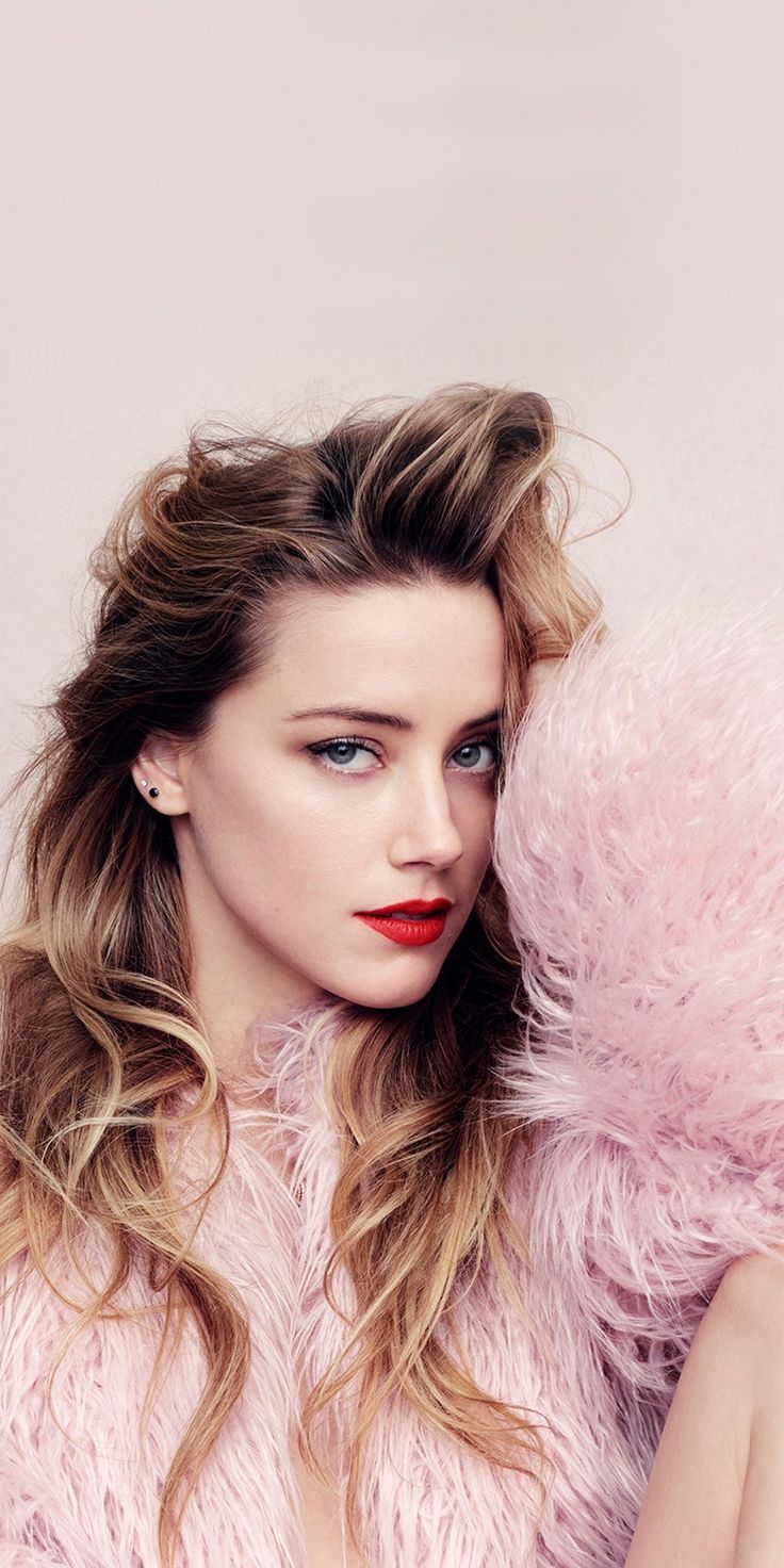 Amber Heard In Blue Wallpapers