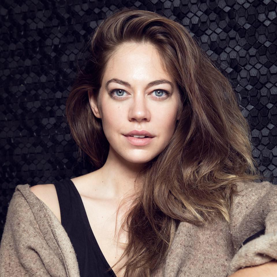 Analeigh Tipton Wallpapers