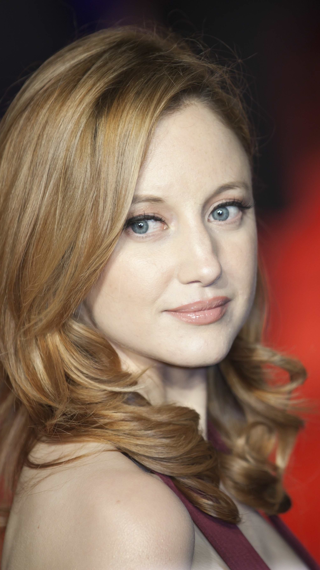 Andrea Riseborough Wallpapers