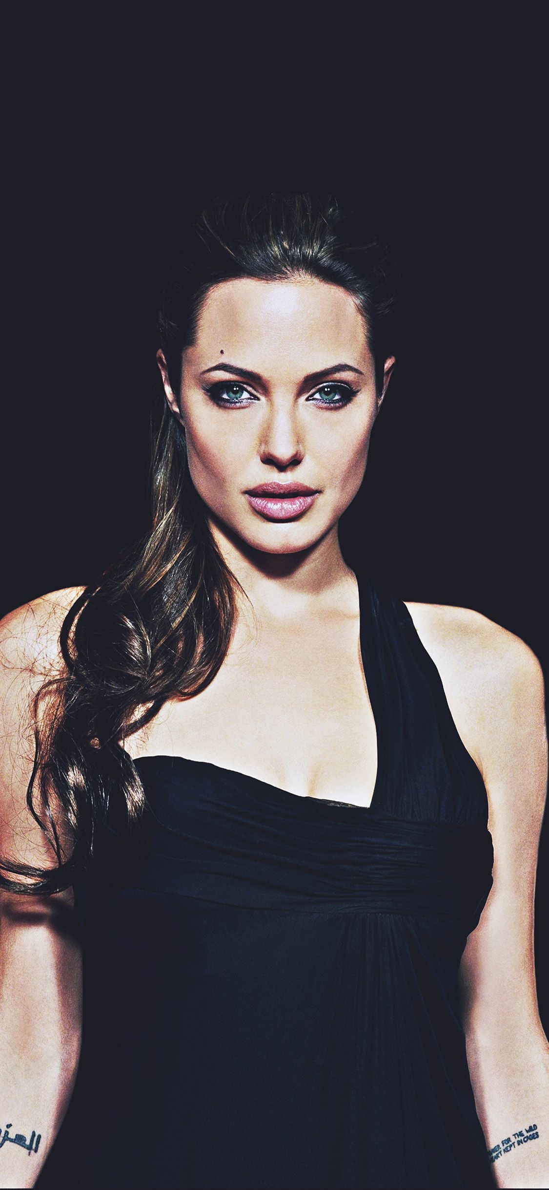 Angelina Jolie Face 2020 Wallpapers