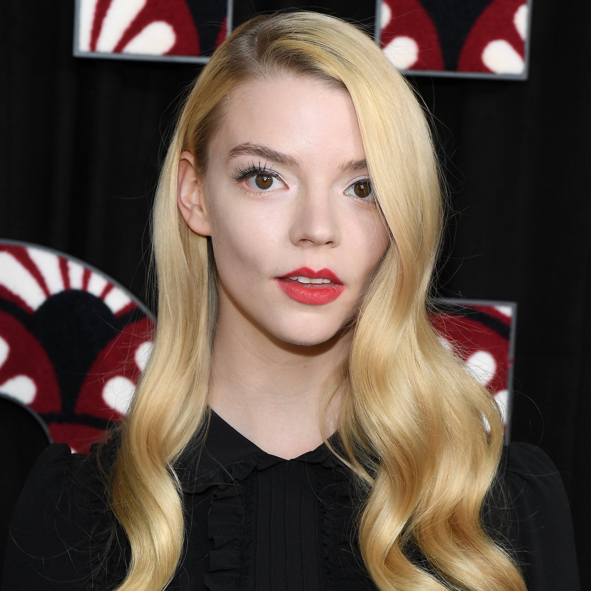 Anya Taylor-Joy Face 2020 Wallpapers