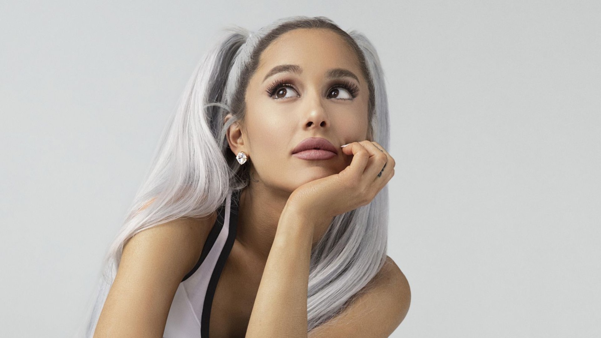 ariana grande hd Wallpapers