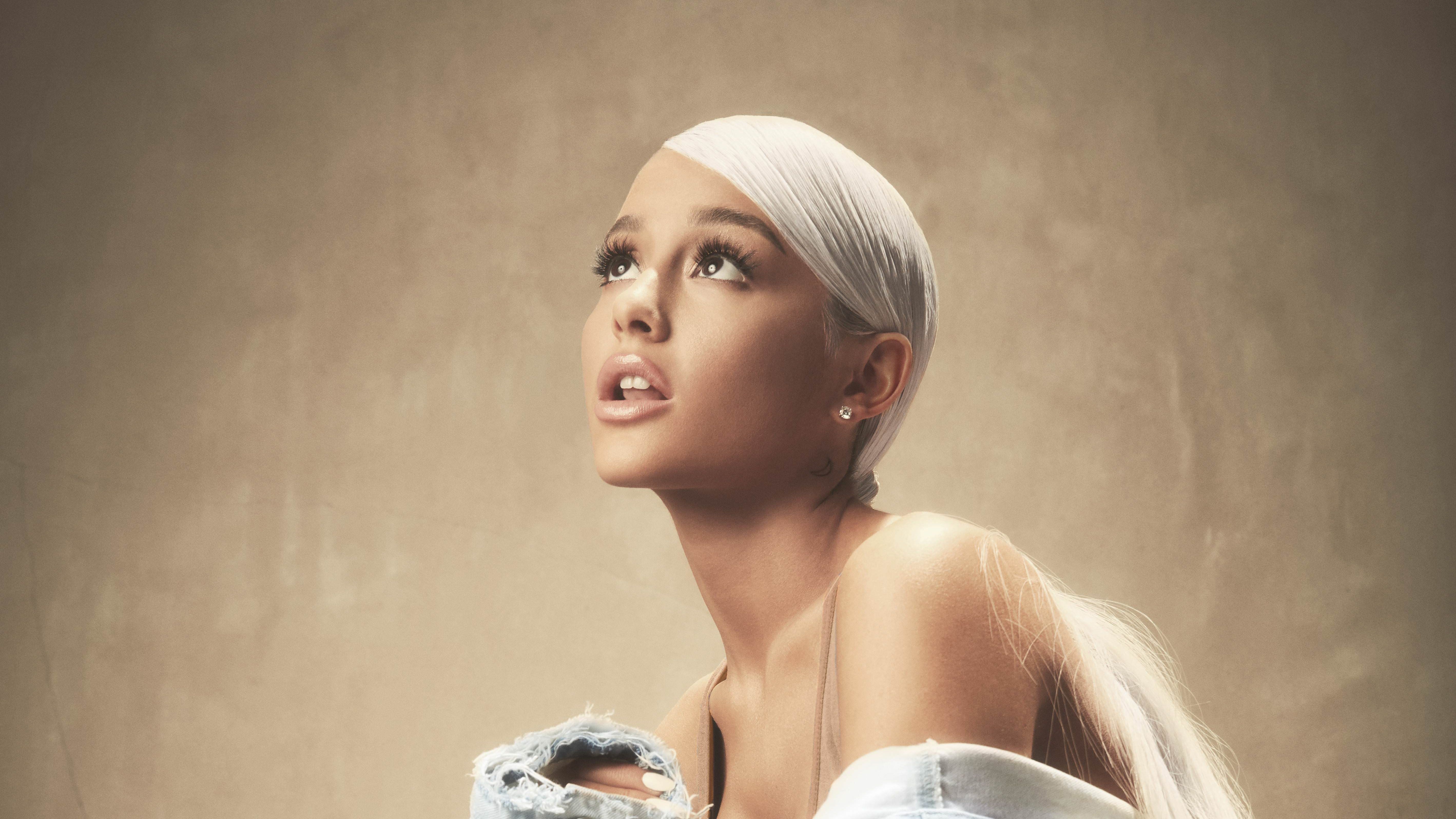 Ariana Grande Portrait 2018 Wallpapers