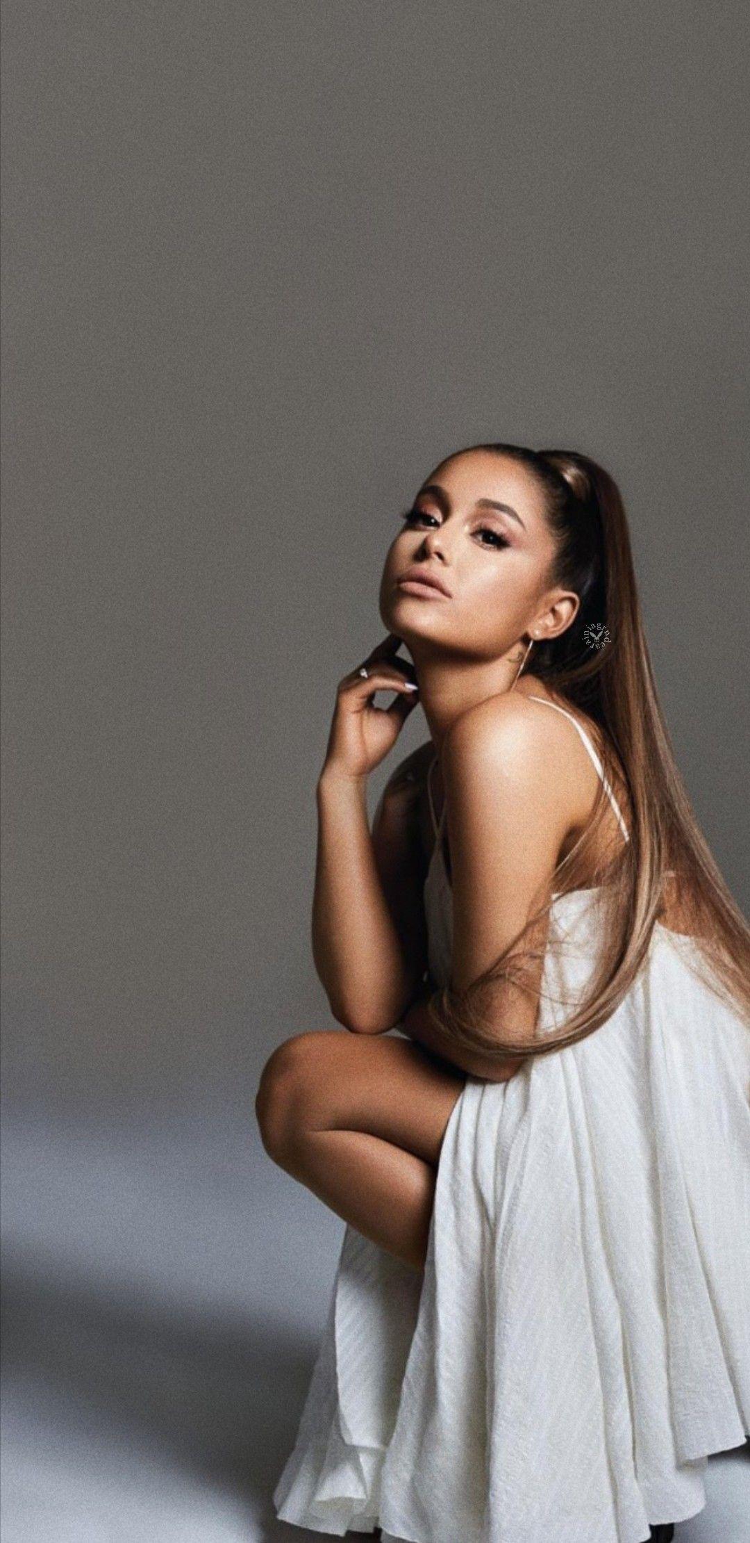 Ariana Grande Portrait 2018 Wallpapers