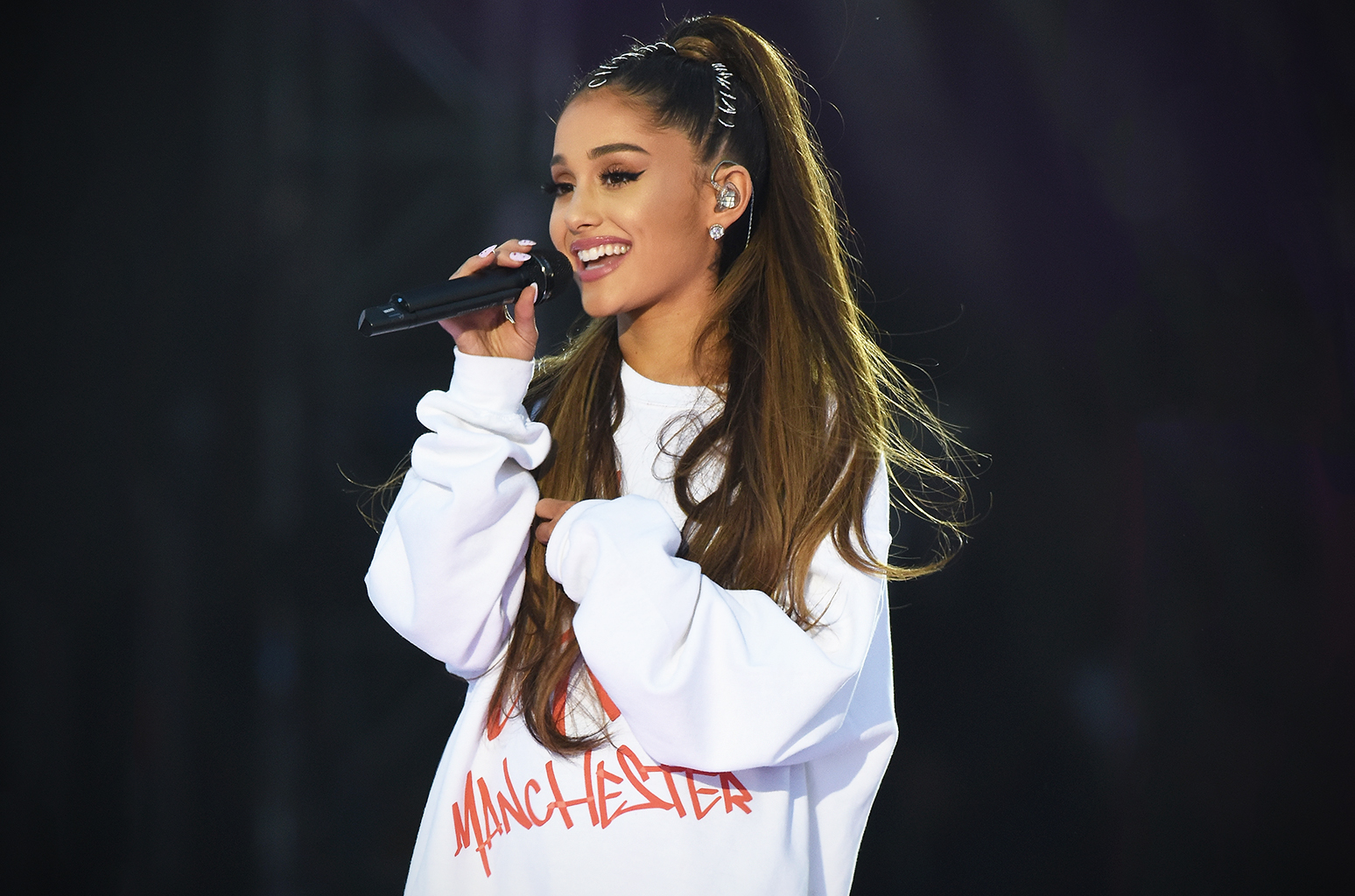 Ariana Grande Singer Wallpapers