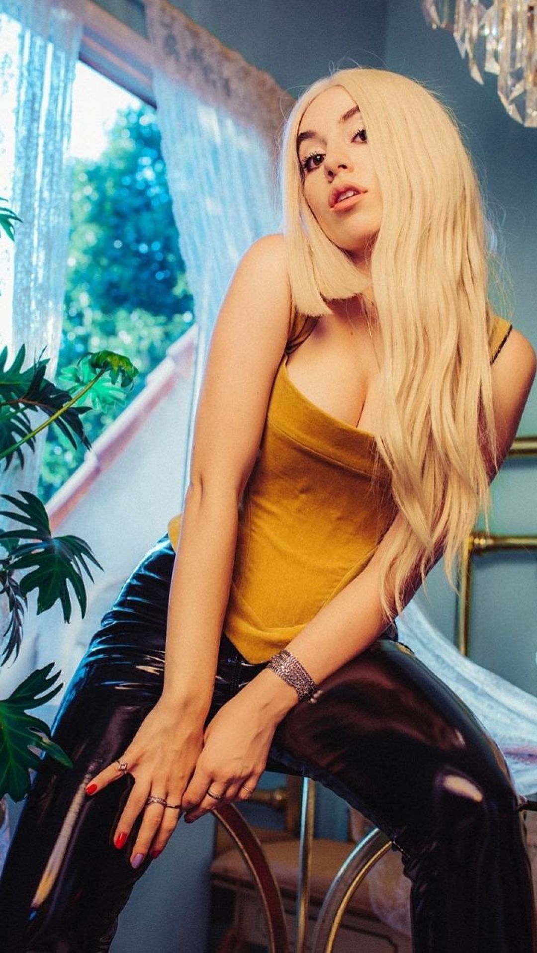 Ava Max Photoshoot Wallpapers