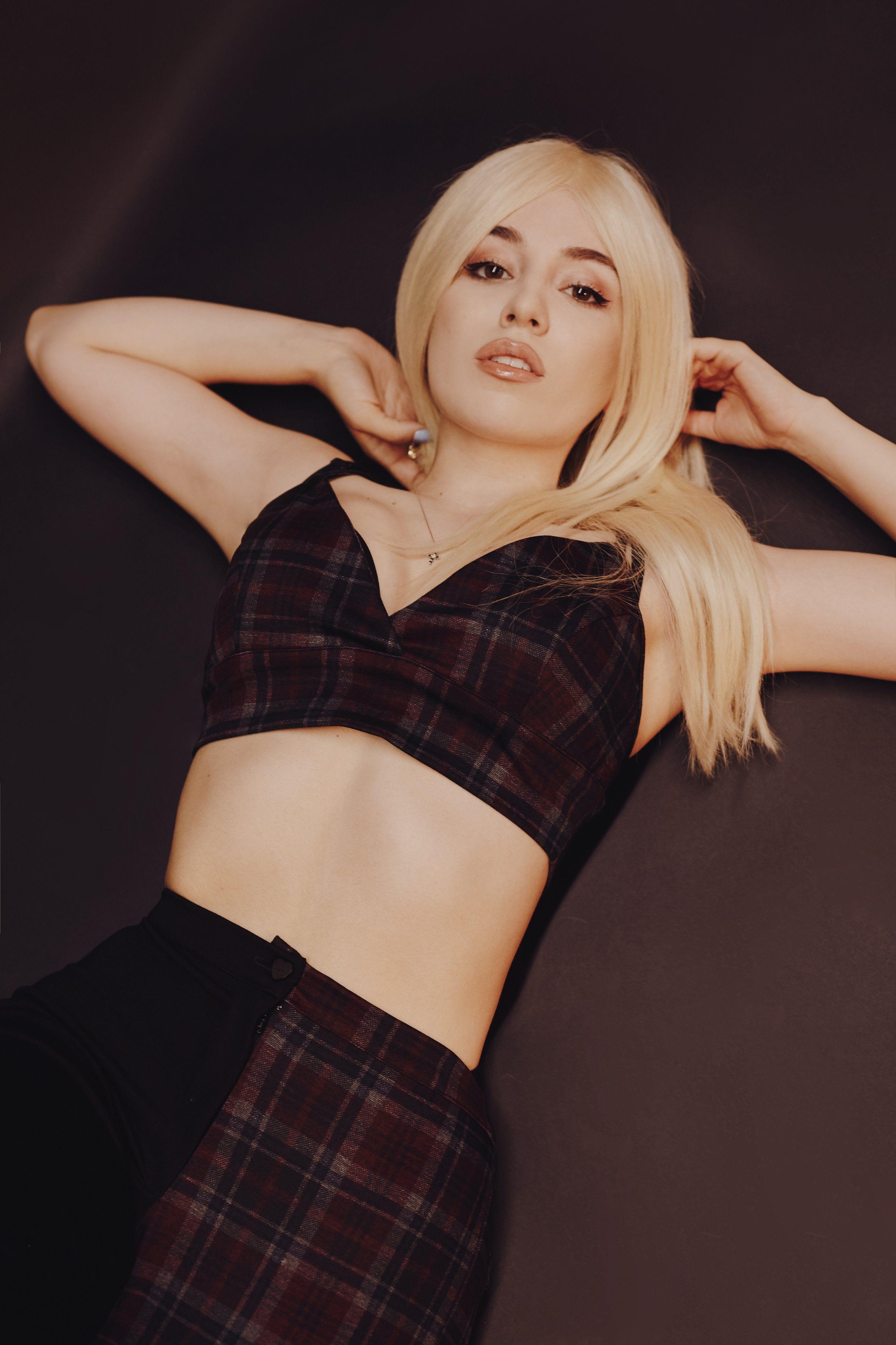 Ava Max Photoshoot Wallpapers