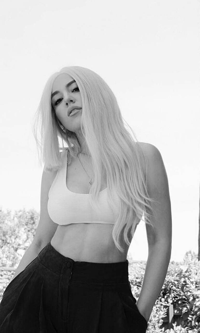 Ava Max Photoshoot Wallpapers