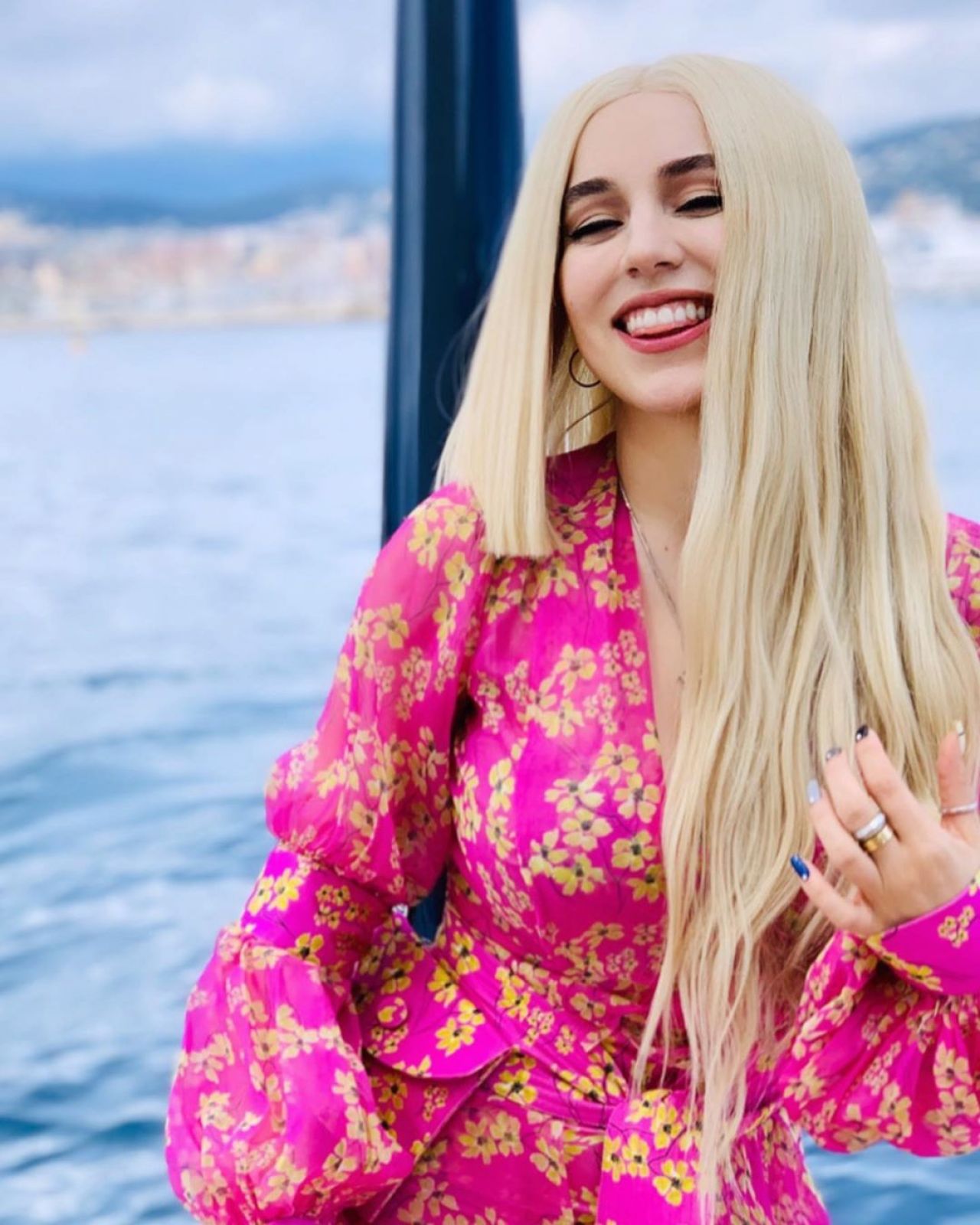 Ava Max Photoshoot Wallpapers