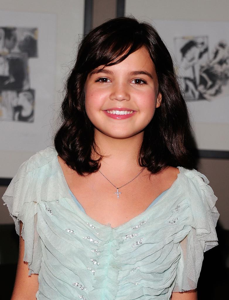 Bailee Madison Actress Beautiful Wallpapers