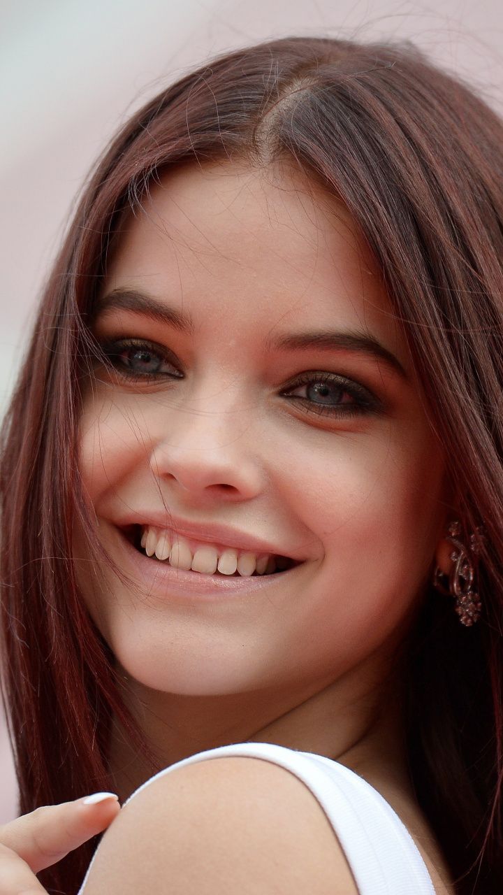 Barbara Palvin Cute Smile Wallpapers