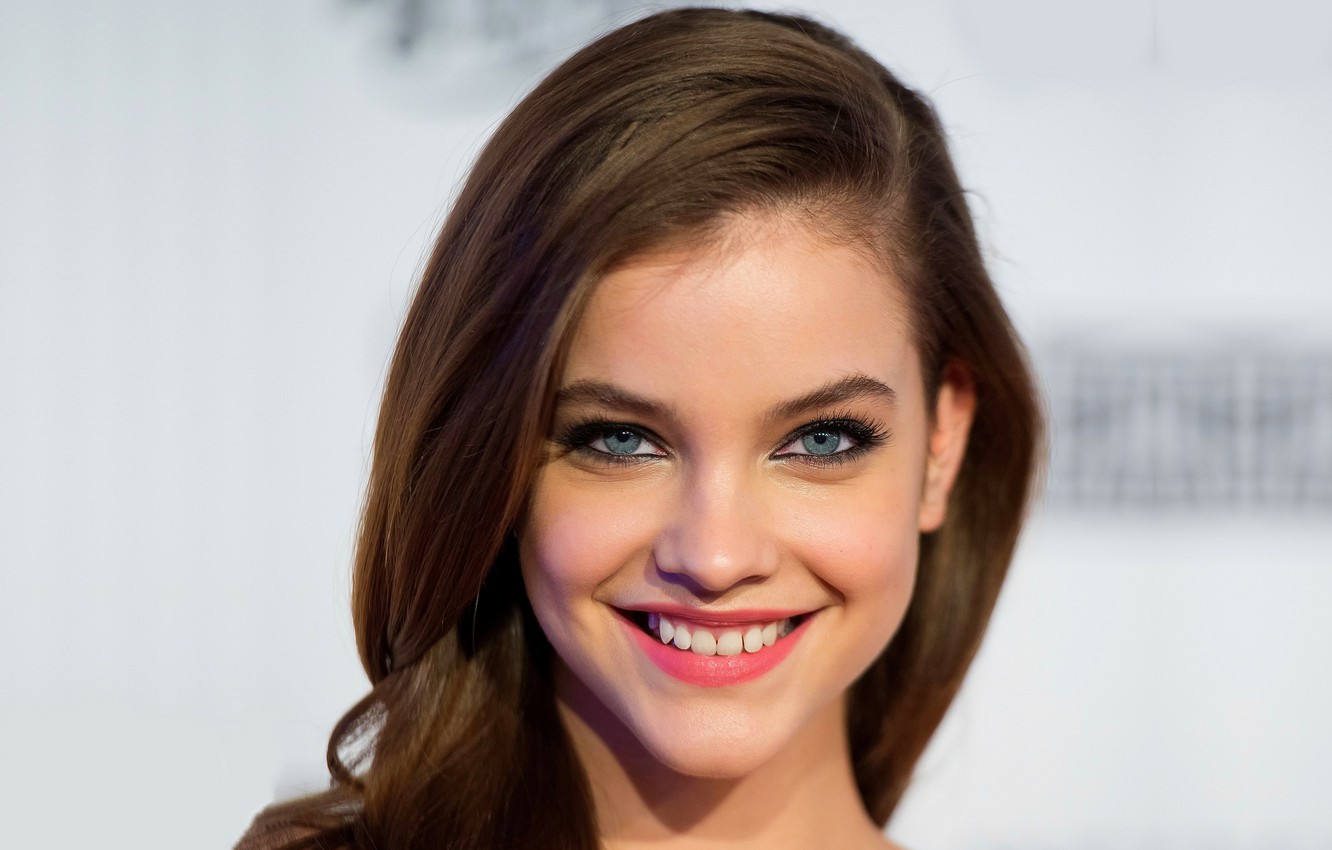 Barbara Palvin Cute Smile Wallpapers