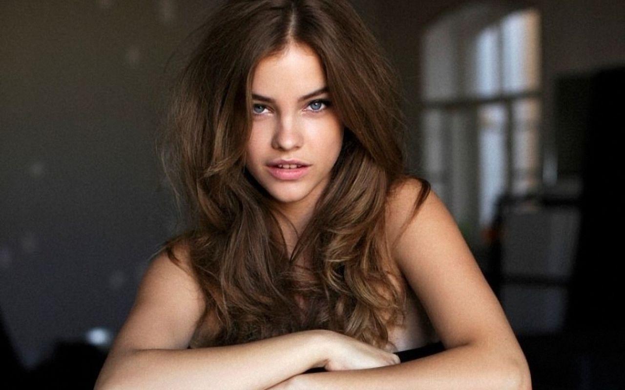 Barbara Palvin HD Model Wallpapers