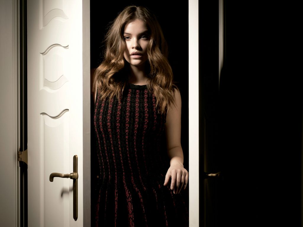 Barbara Palvin Model New Wallpapers