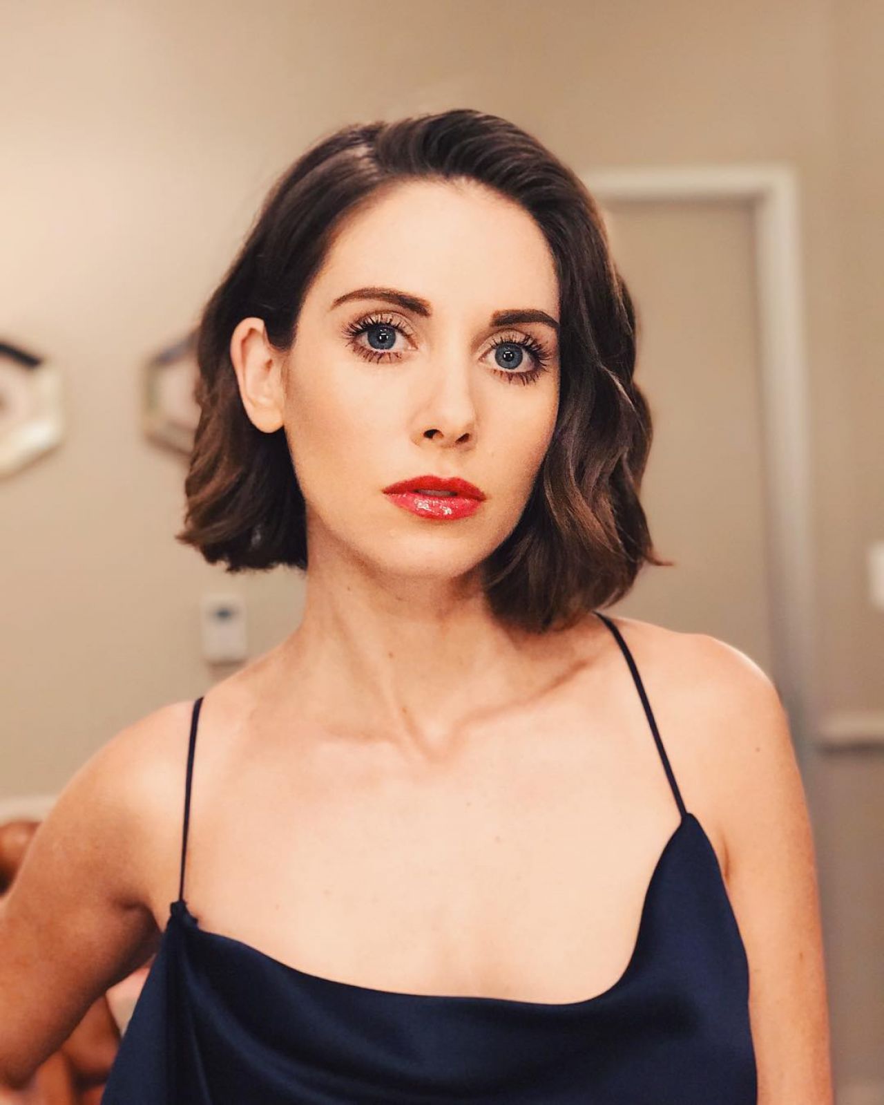 Beautiful Alison Brie Eyes Wallpapers