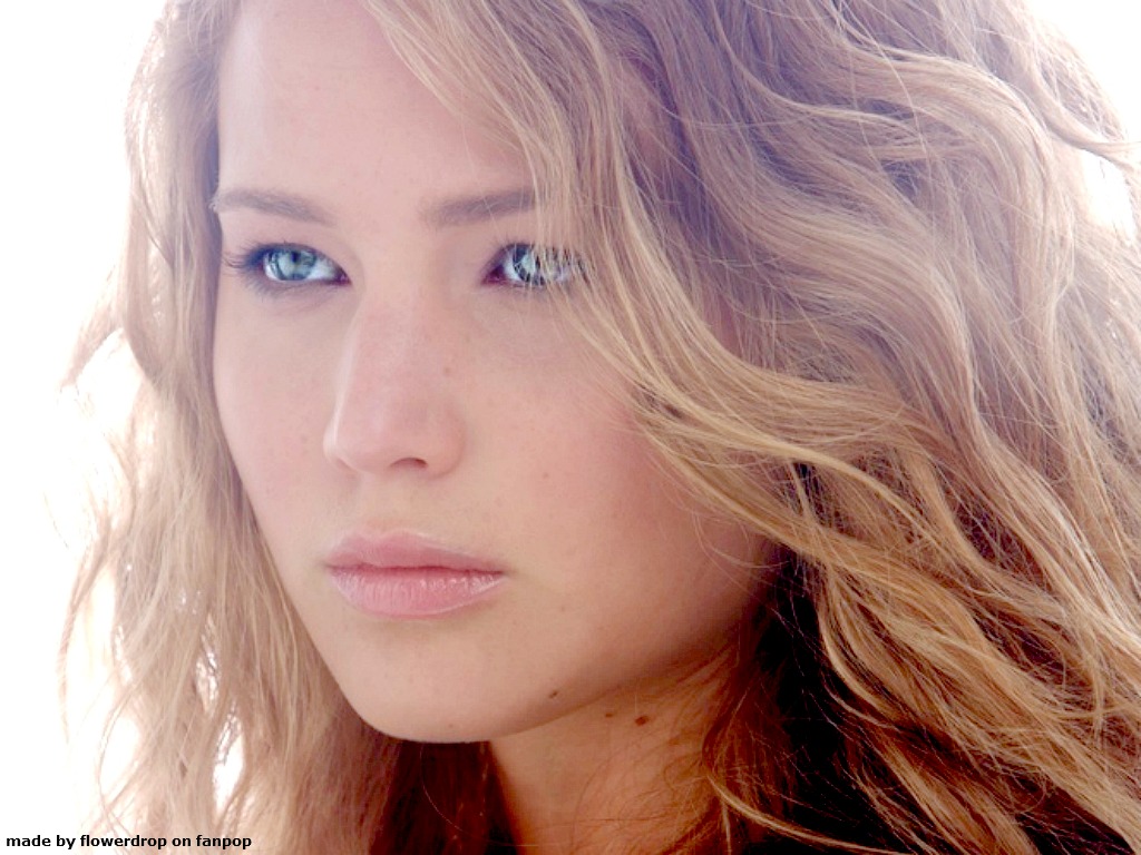 Beautiful Jennifer Lawrence Close Up Wallpapers
