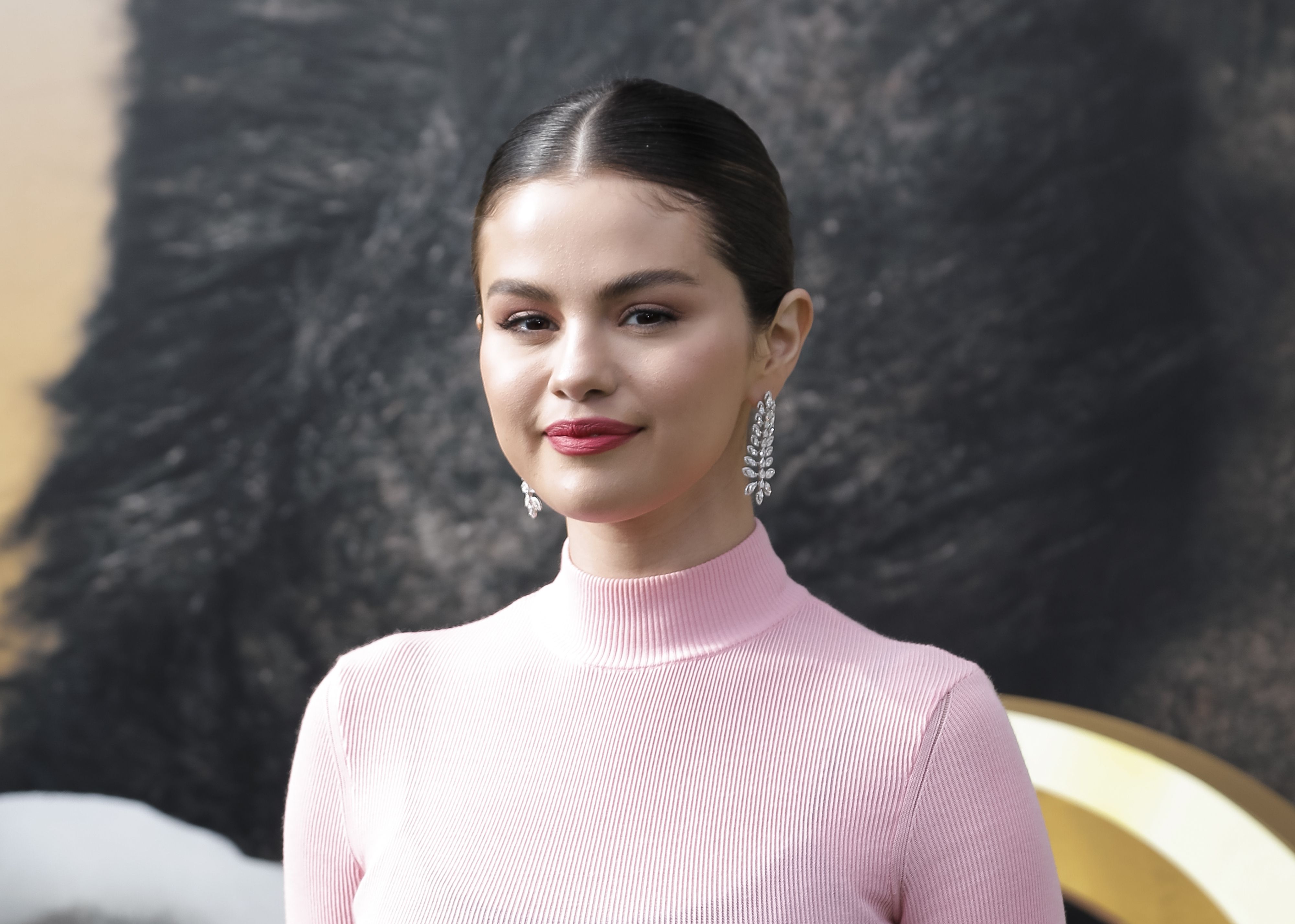 Beautiful Selena Gomez Face 2020 Wallpapers